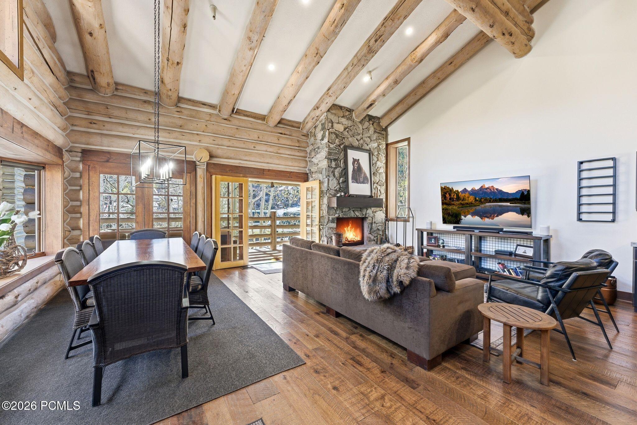 2100 Deer Valley Drive 5