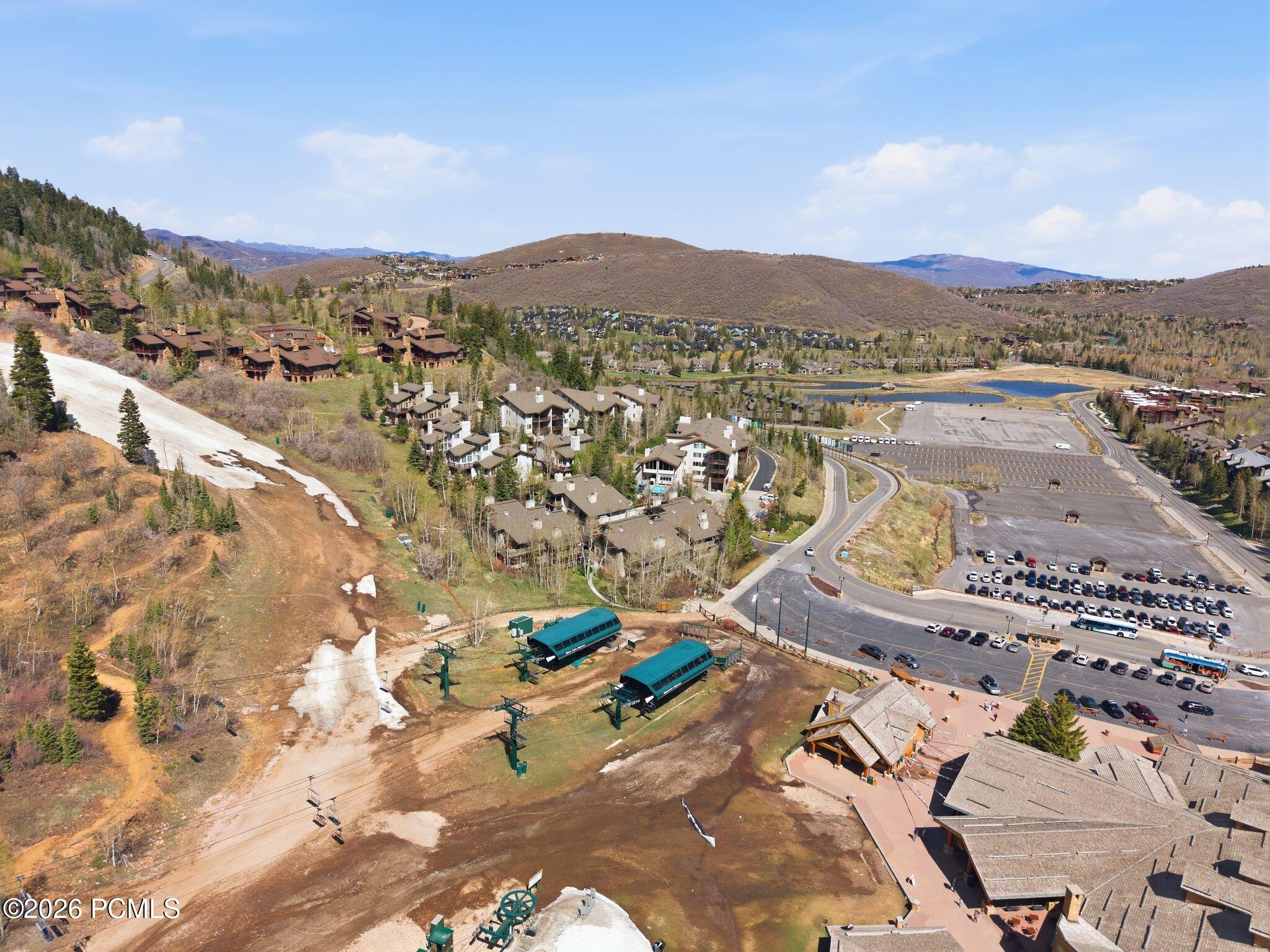 2100 Deer Valley Drive 5