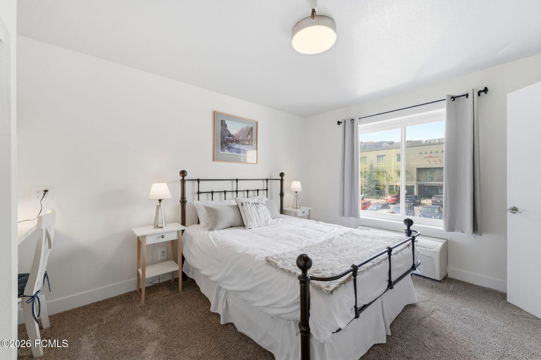 1940 Prospector Avenue 305