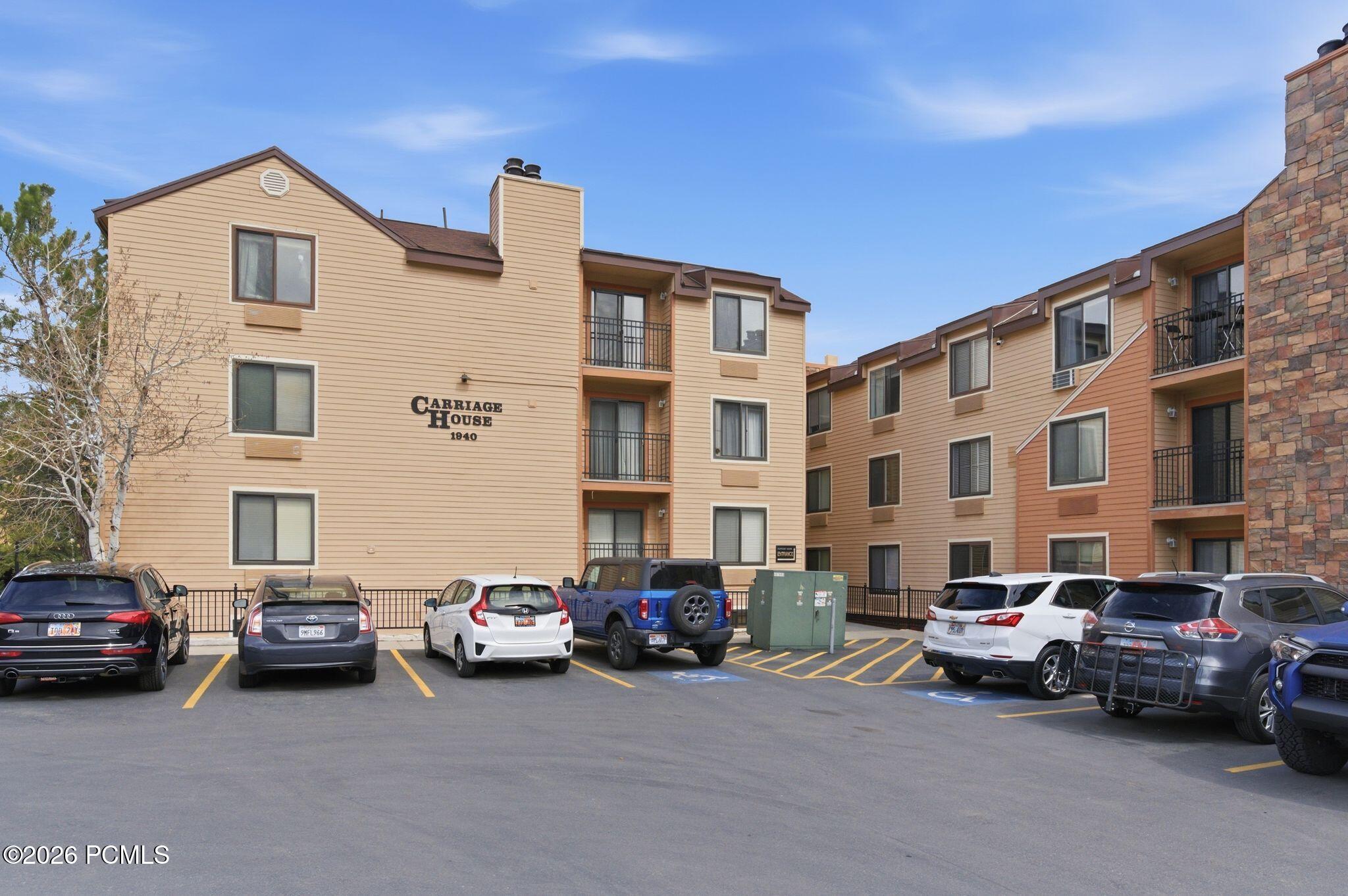 1940 Prospector Avenue 305