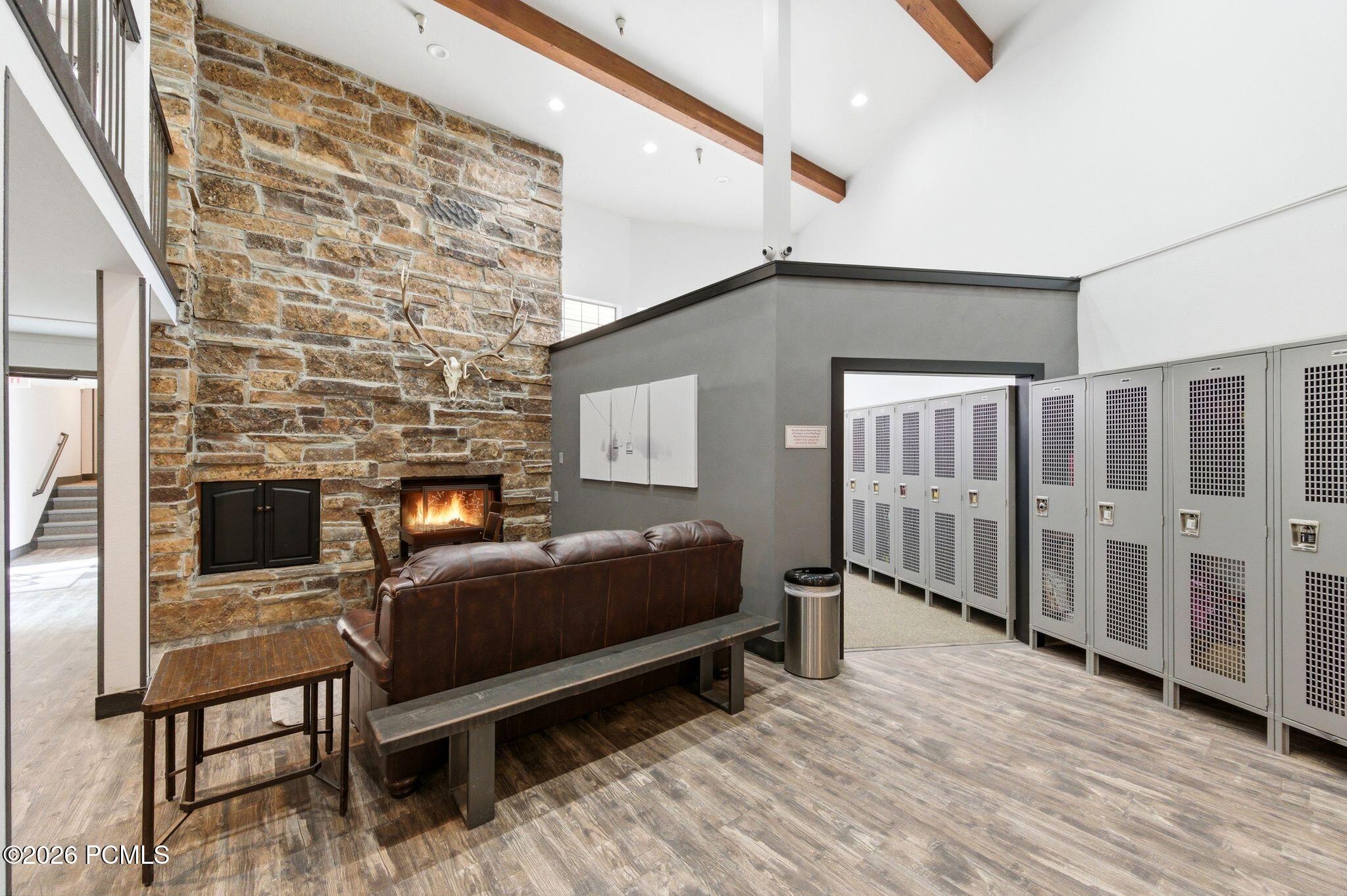 1940 Prospector Avenue 305