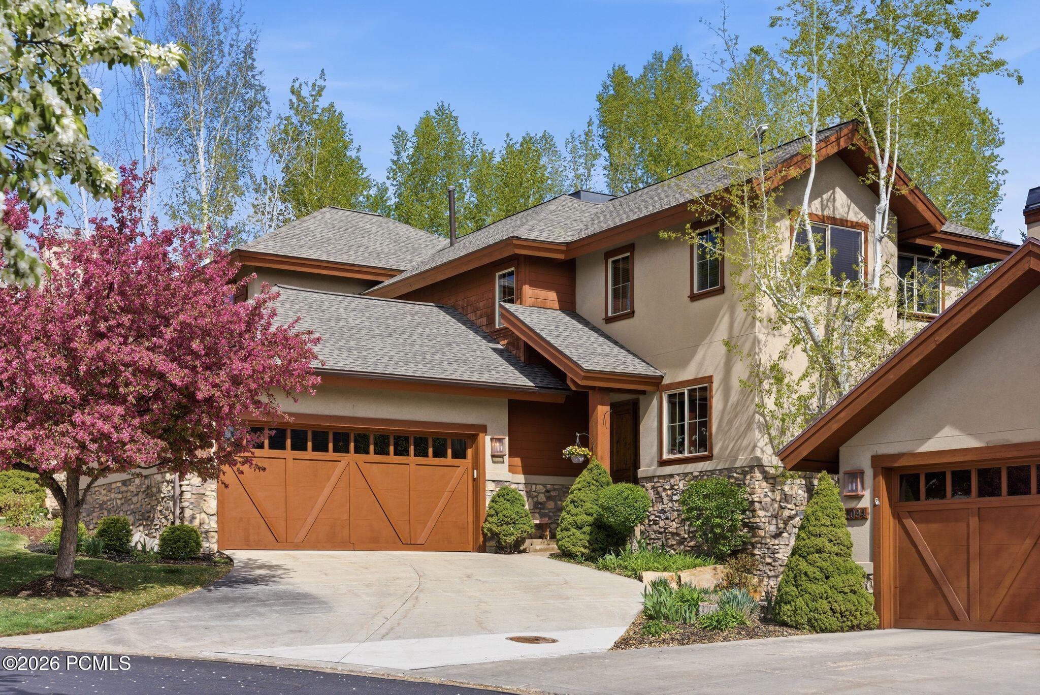 1096 Turnberry Court