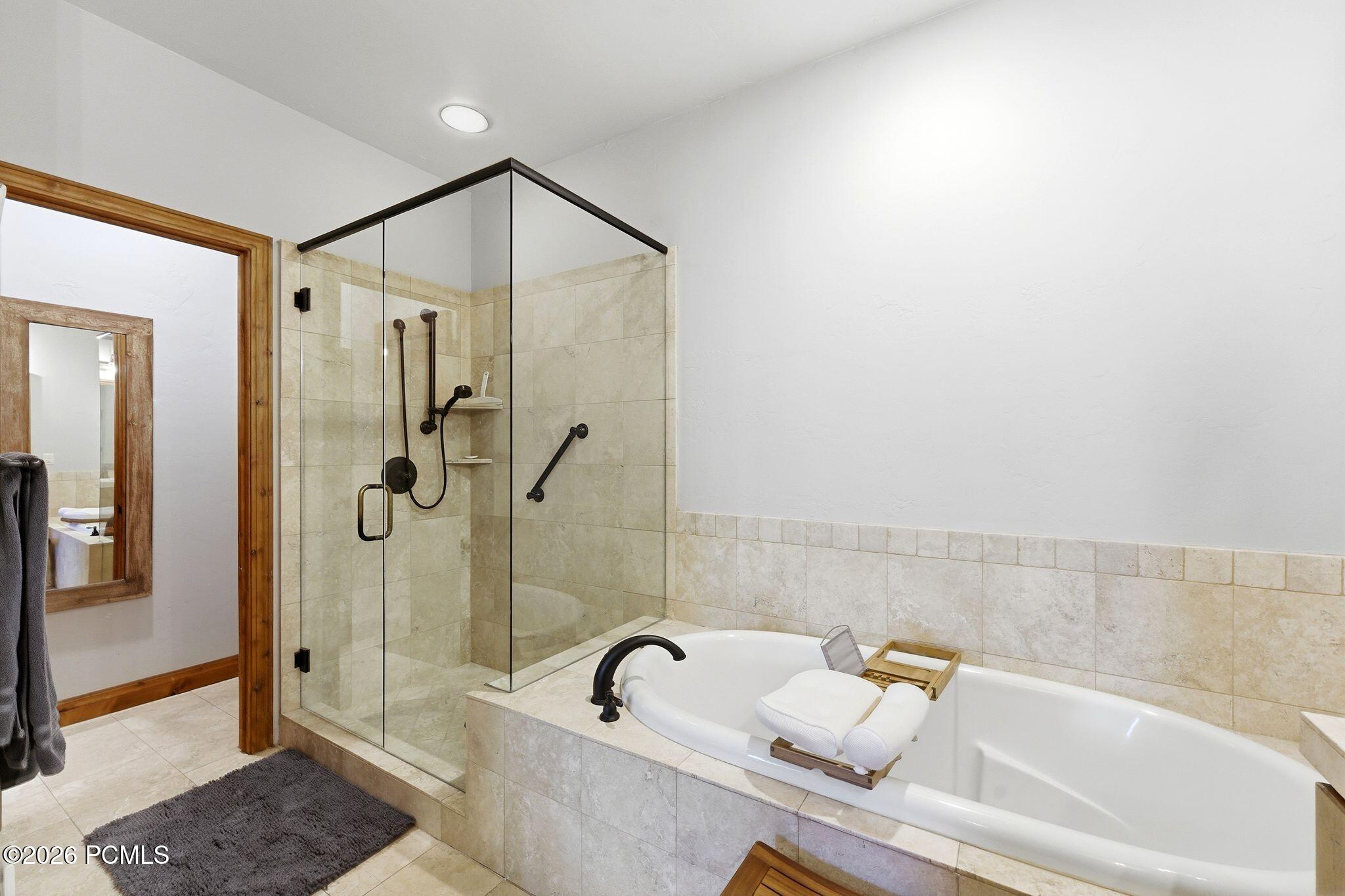 1096 Turnberry Court