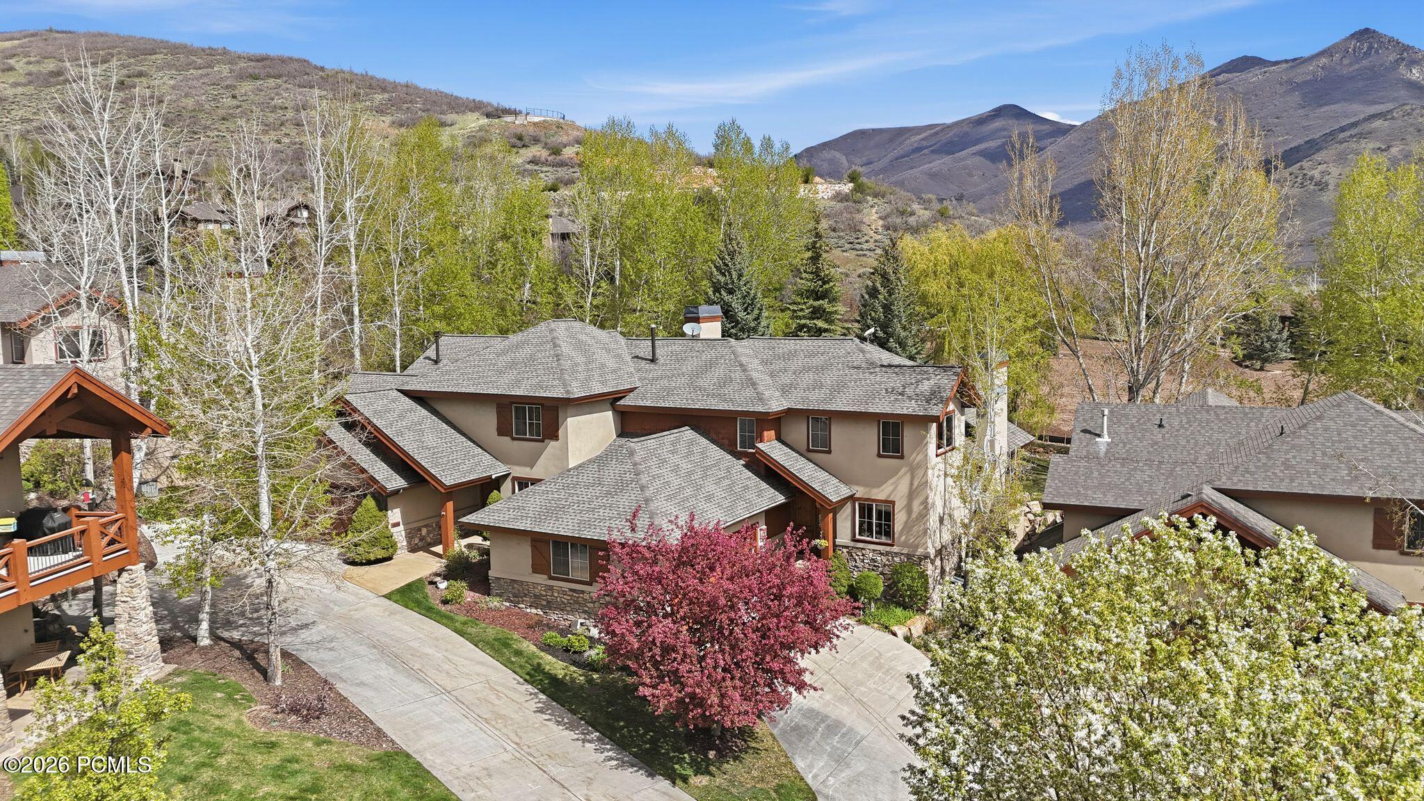 1096 Turnberry Court