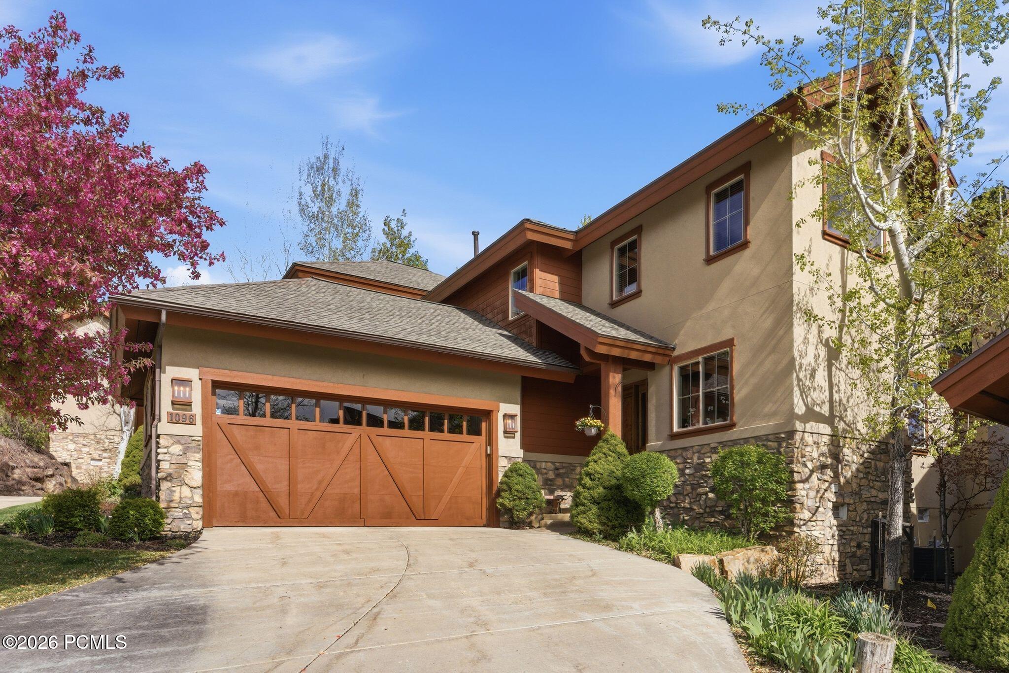 1096 Turnberry Court