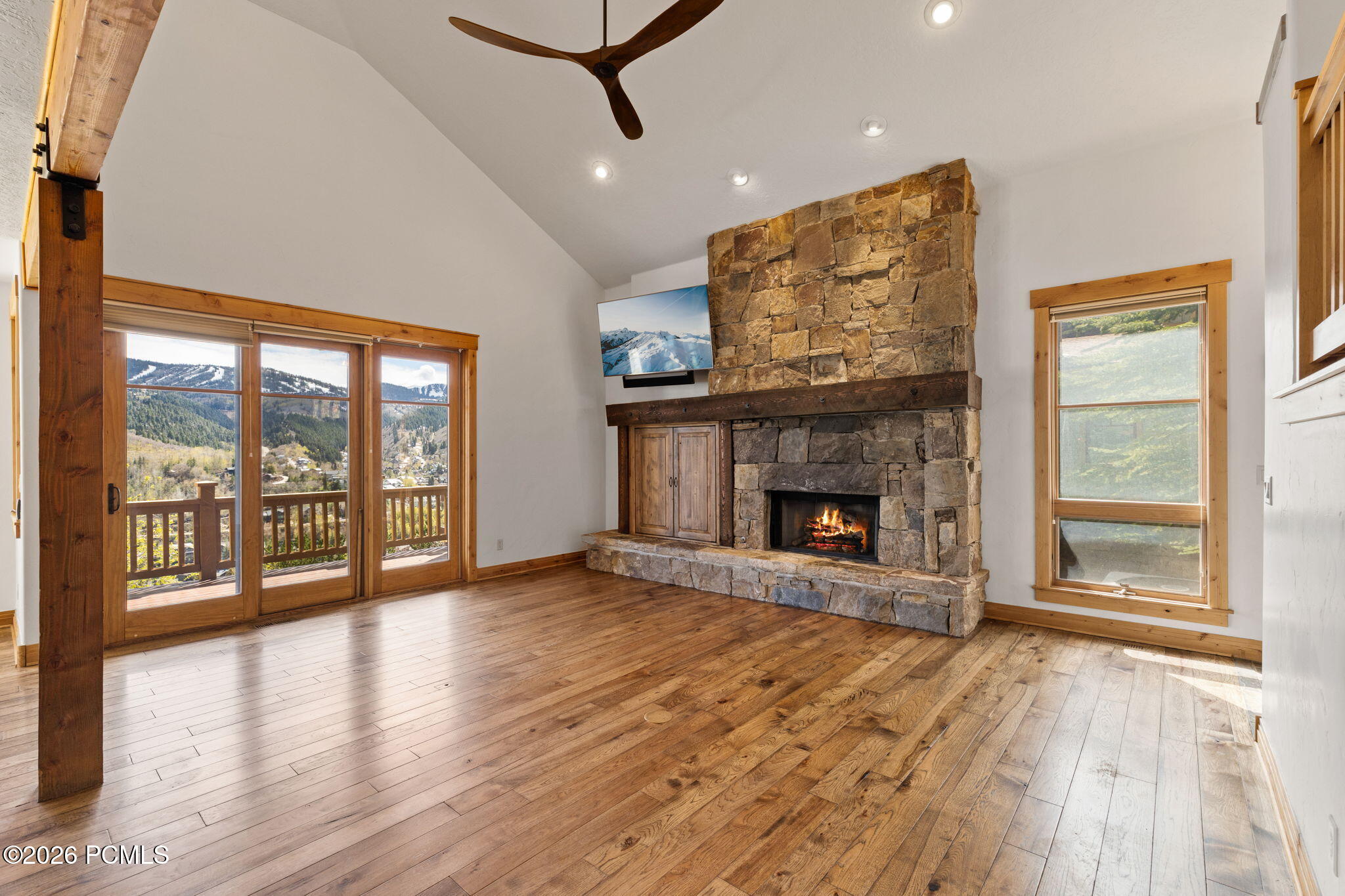 1215 Silver Oak Court 4