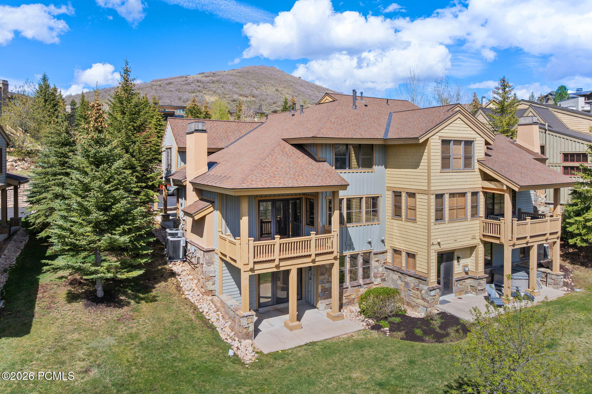 1215 Silver Oak Court 4