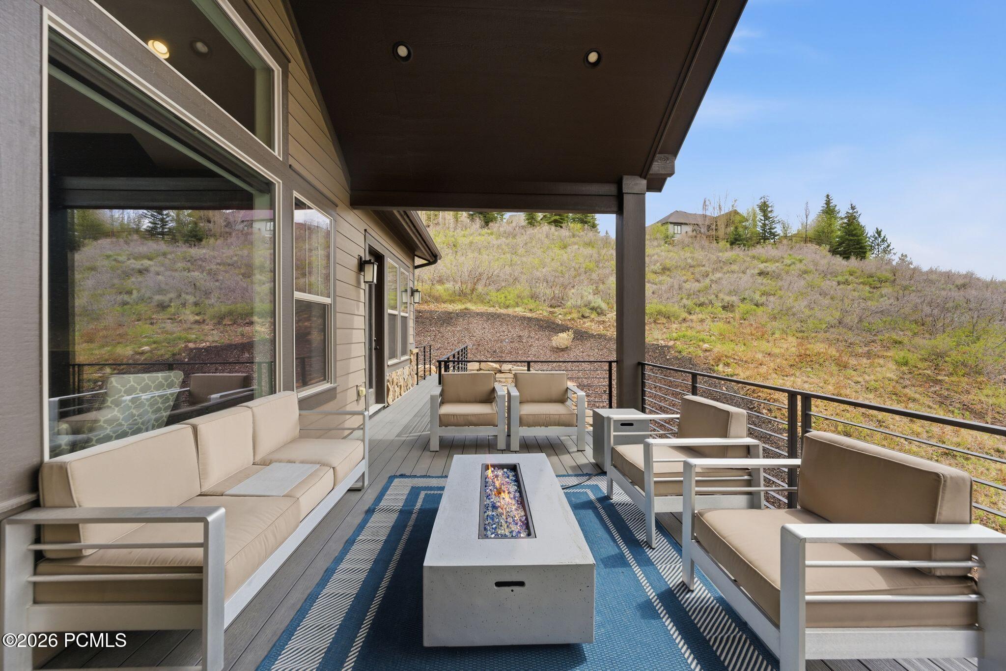 12789 N Deer Mountain Boulevard