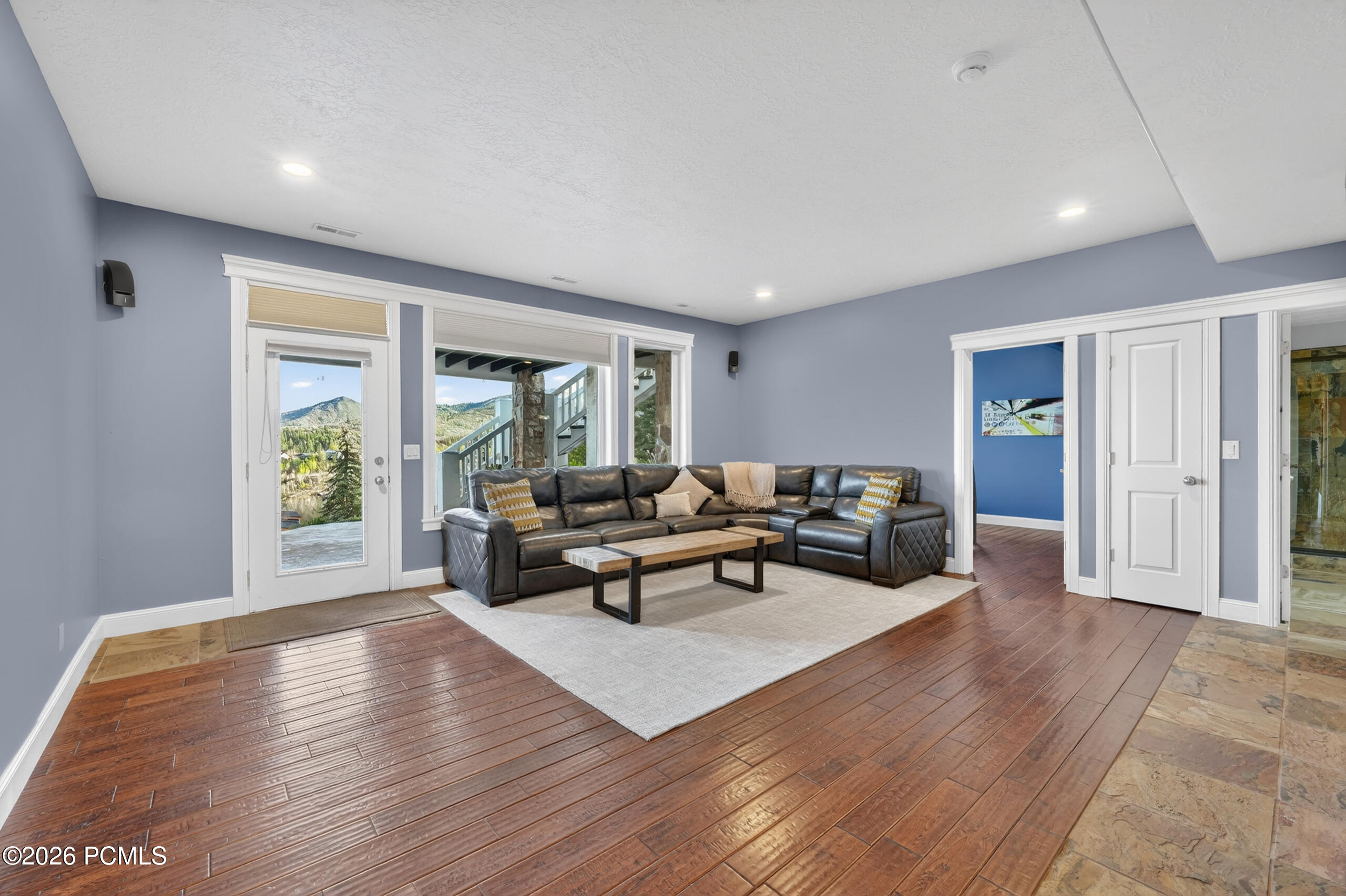 8931 Northcove Drive