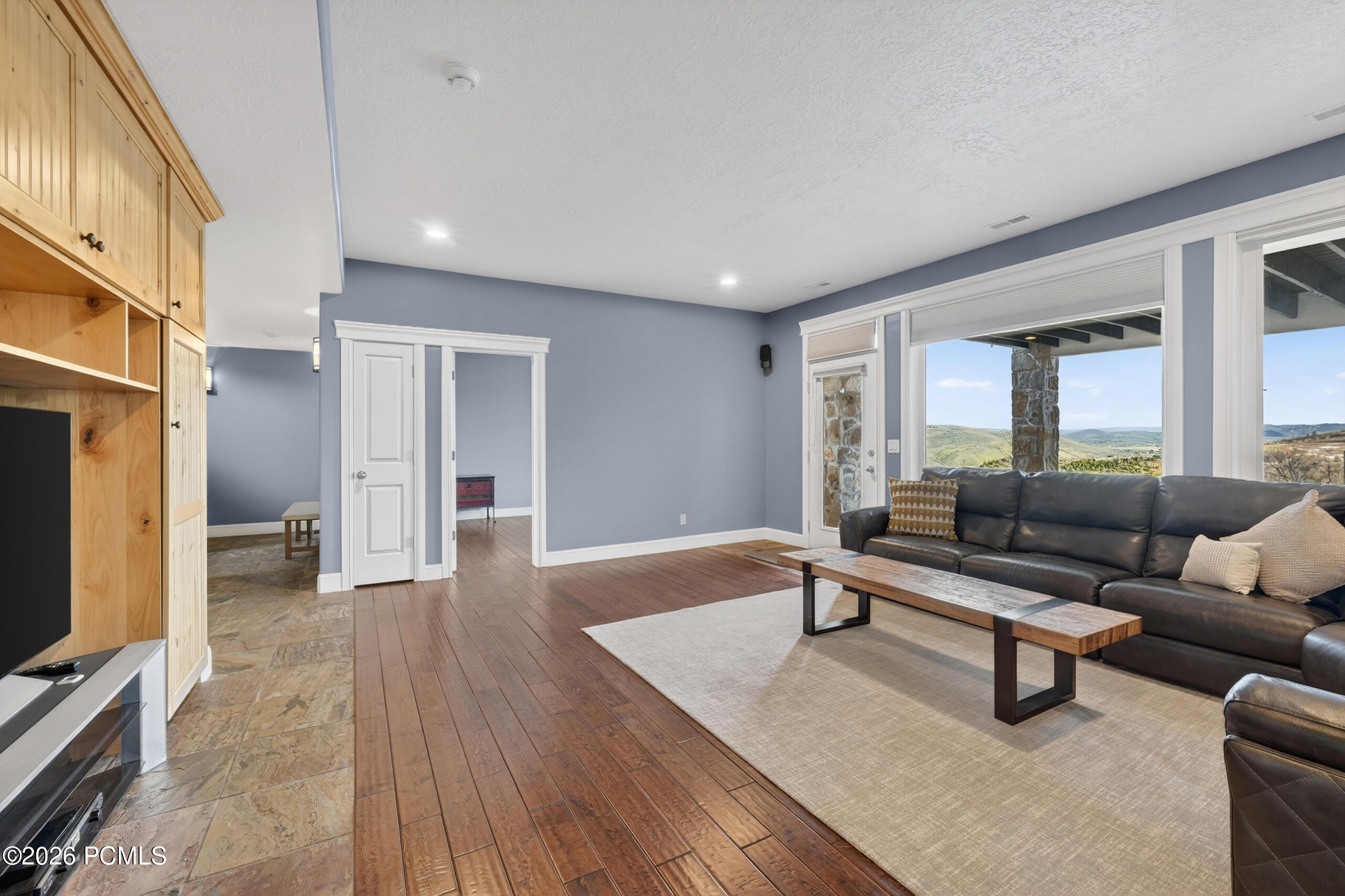 8931 Northcove Drive