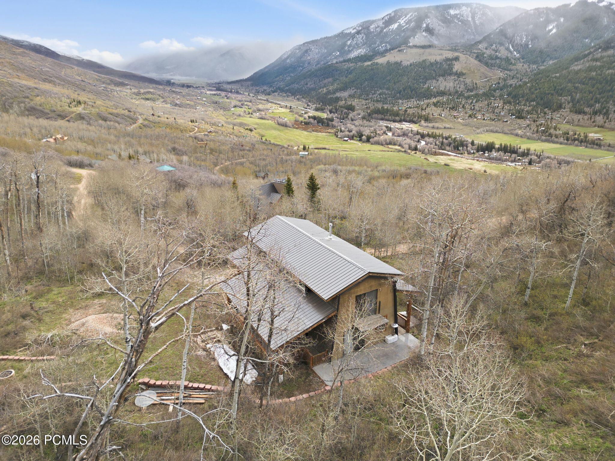 163 Mount Aerie Upper Loop