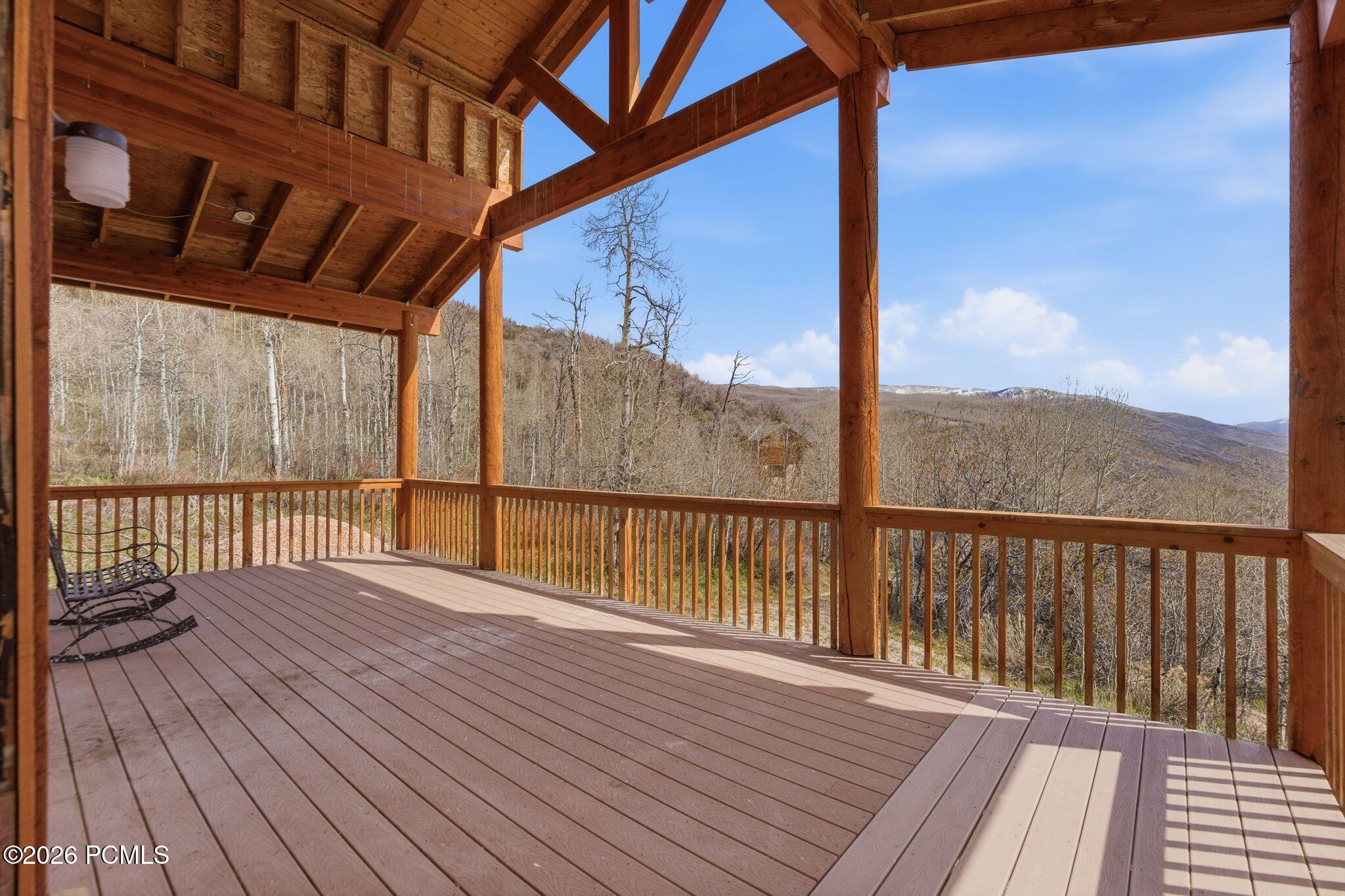 163 Mount Aerie Upper Loop