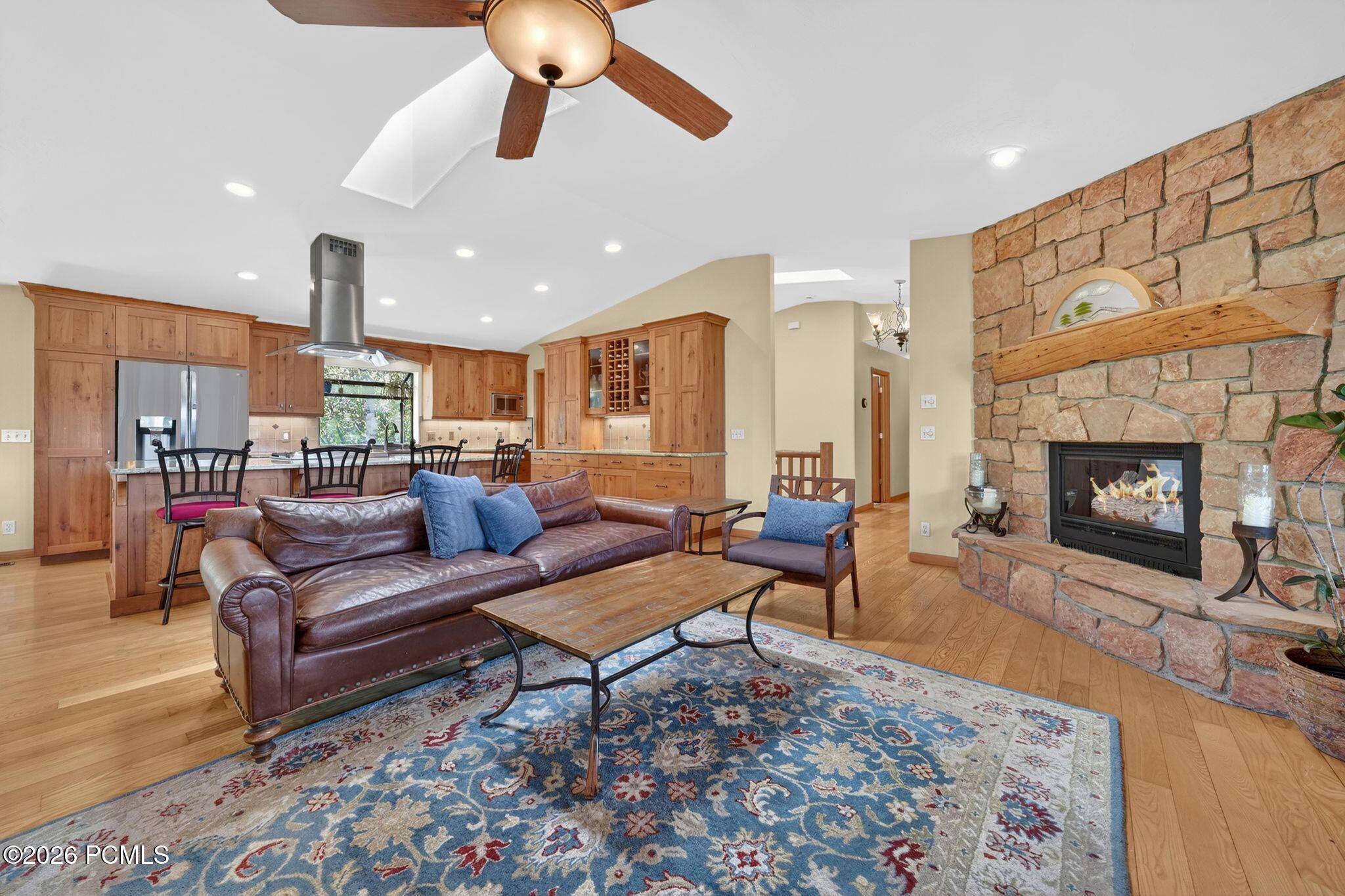 4205 Hidden Cove Road