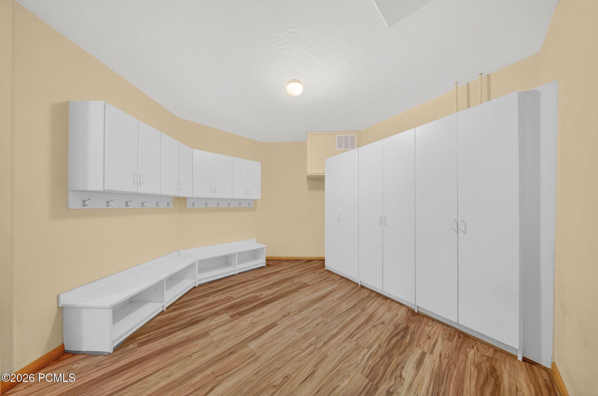 4205 Hidden Cove Road