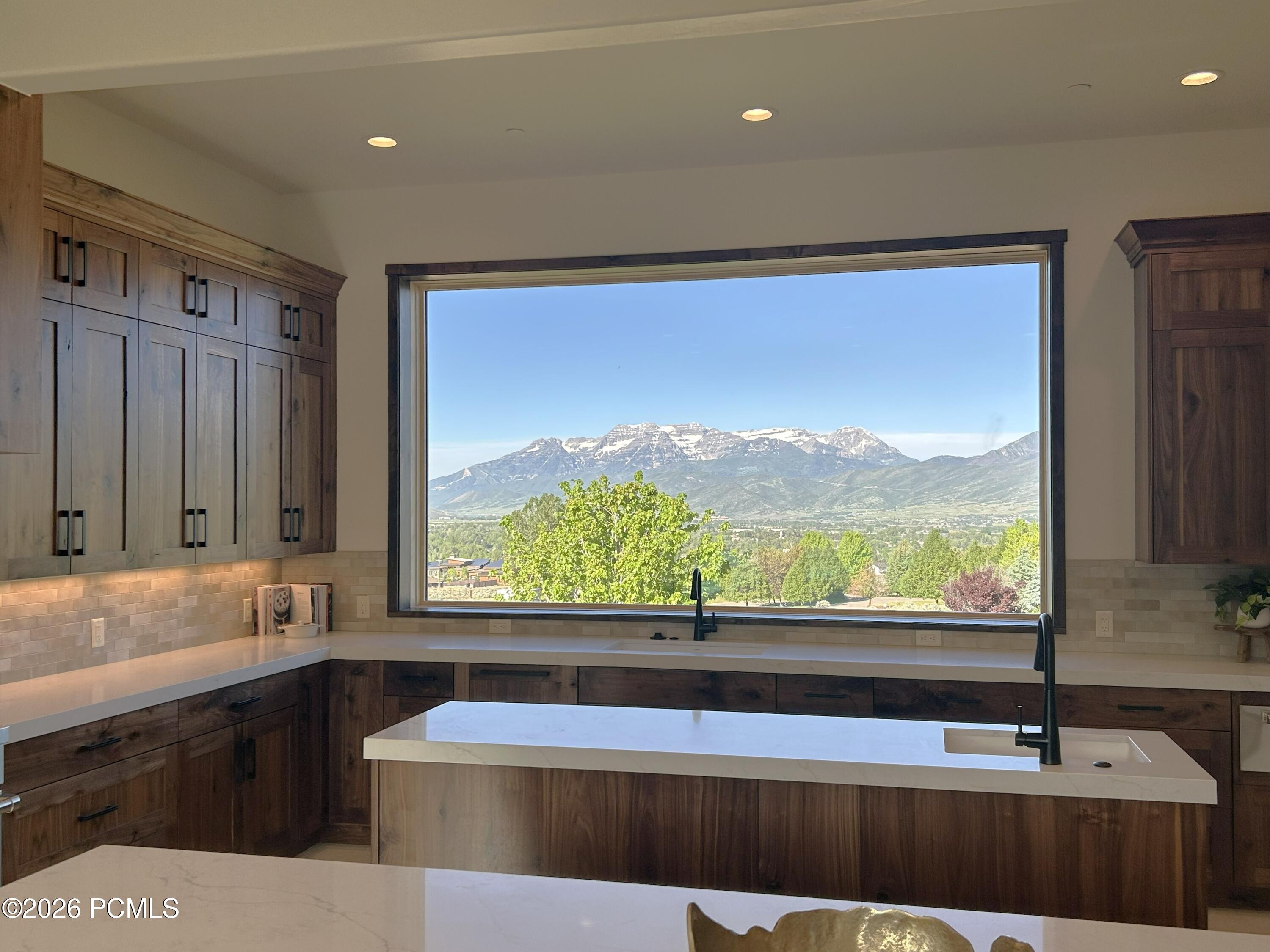 1075 N Oquirrh Mountain Drive