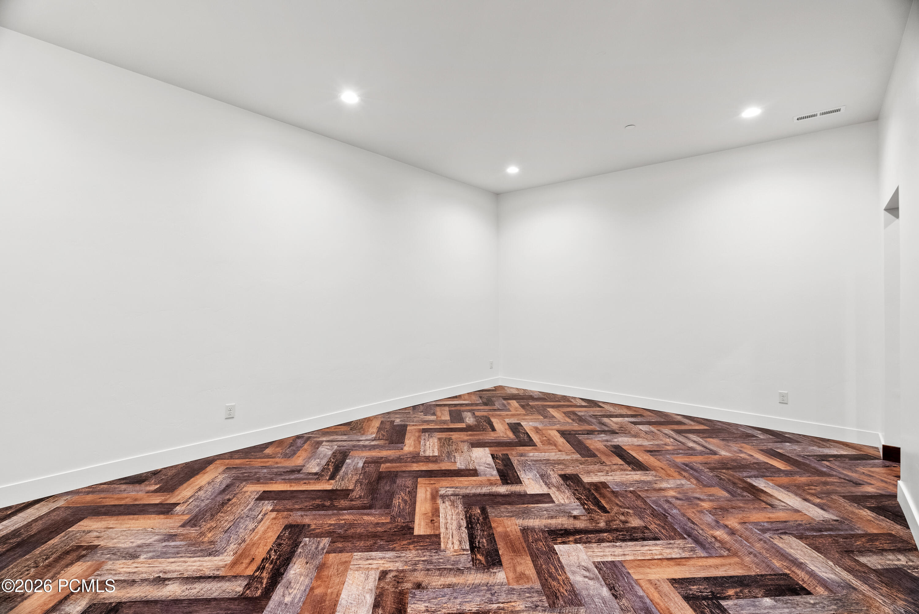 1075 N Oquirrh Mountain Drive