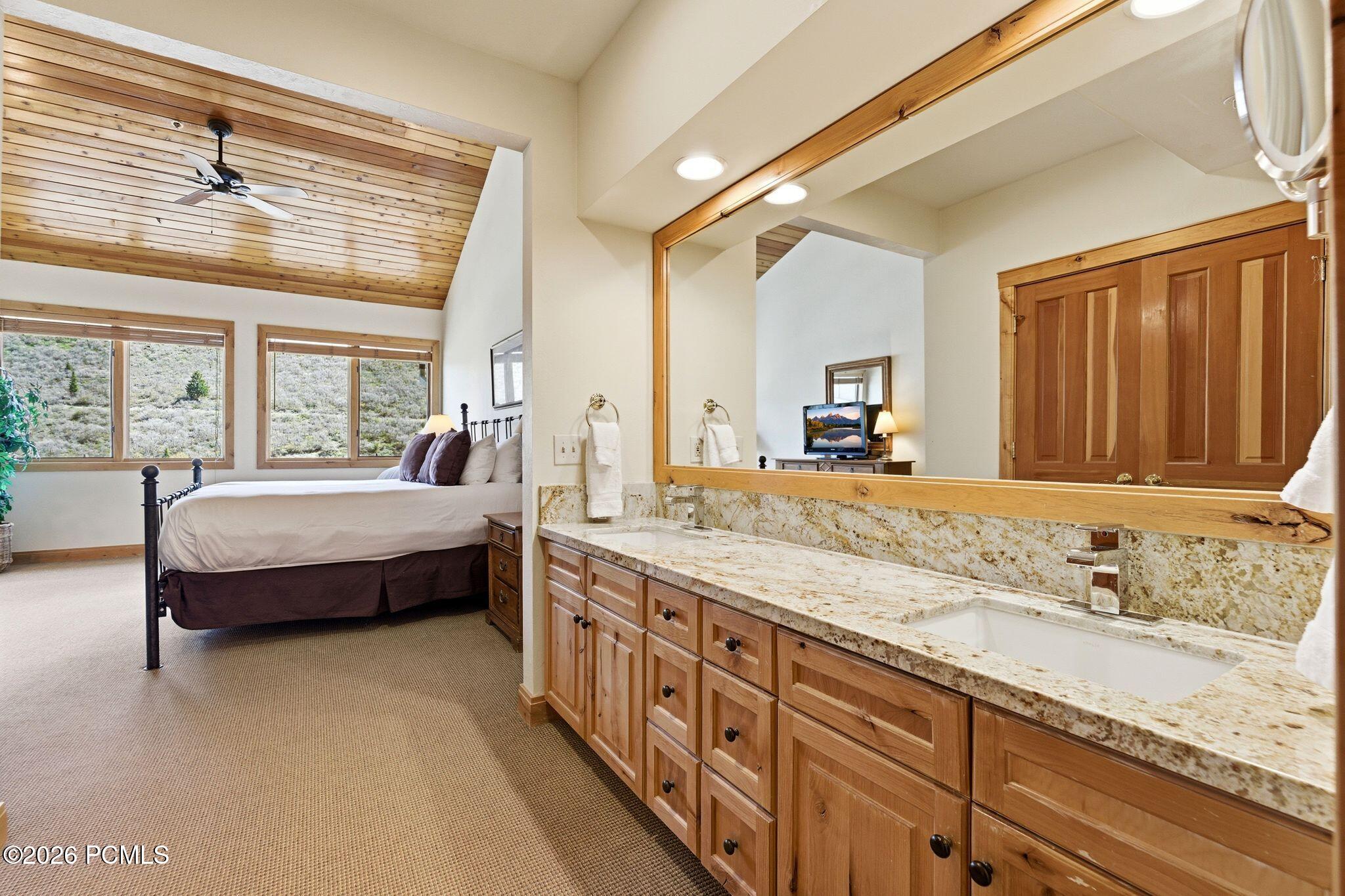 2100 S Deer Valley Drive 305