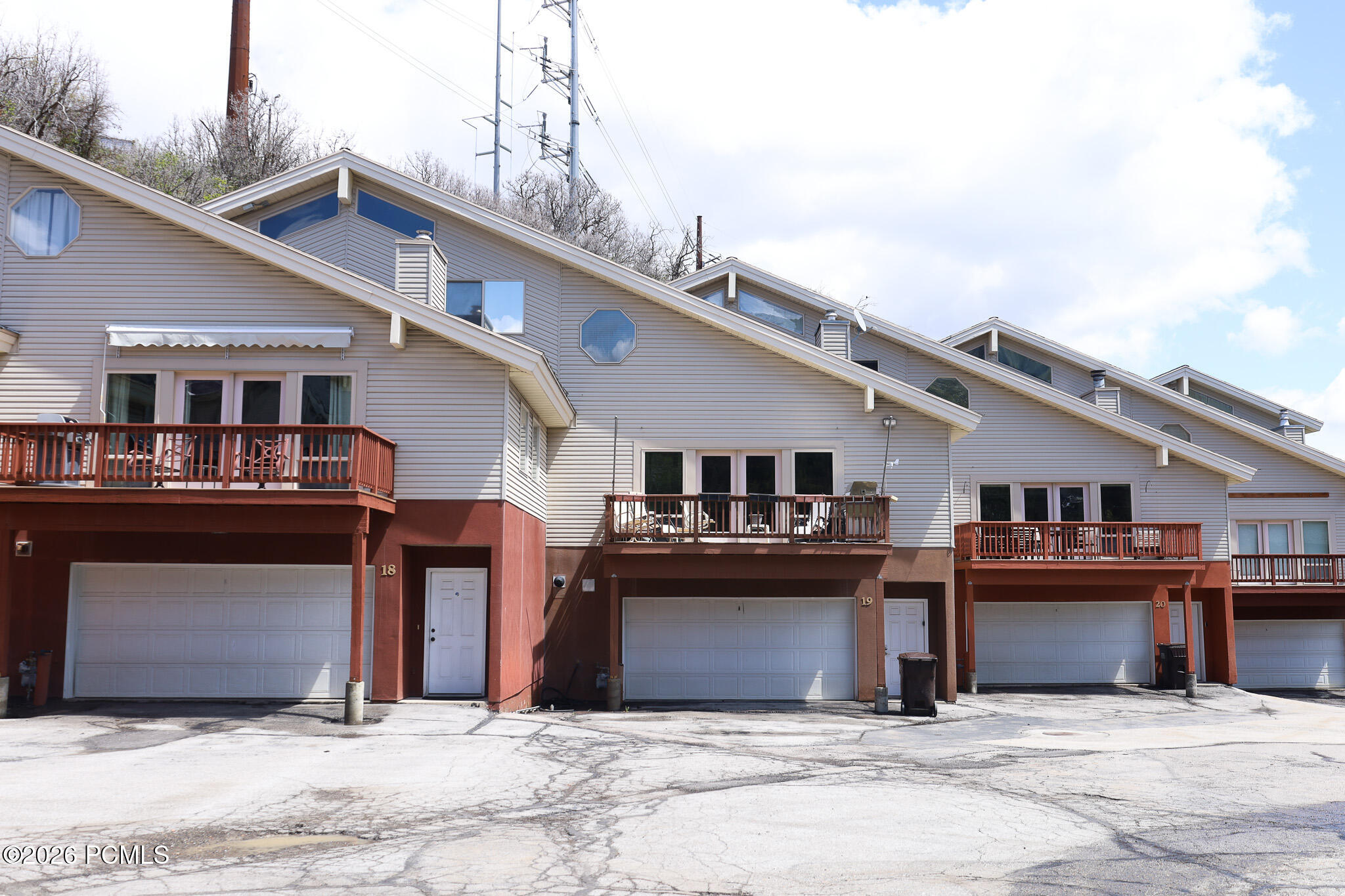 435 Aspen Drive Apt 19