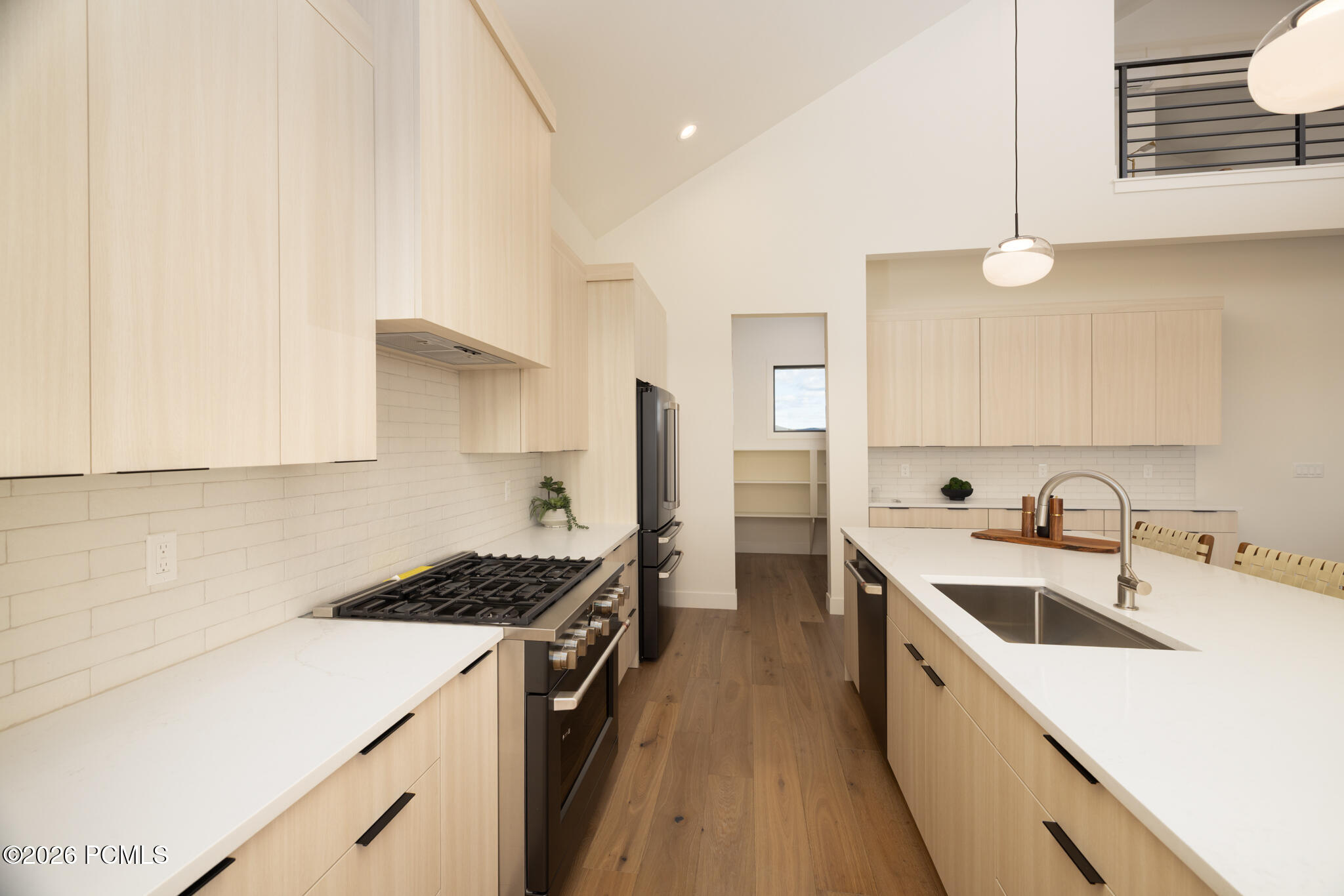 1285 E Lasso Trail