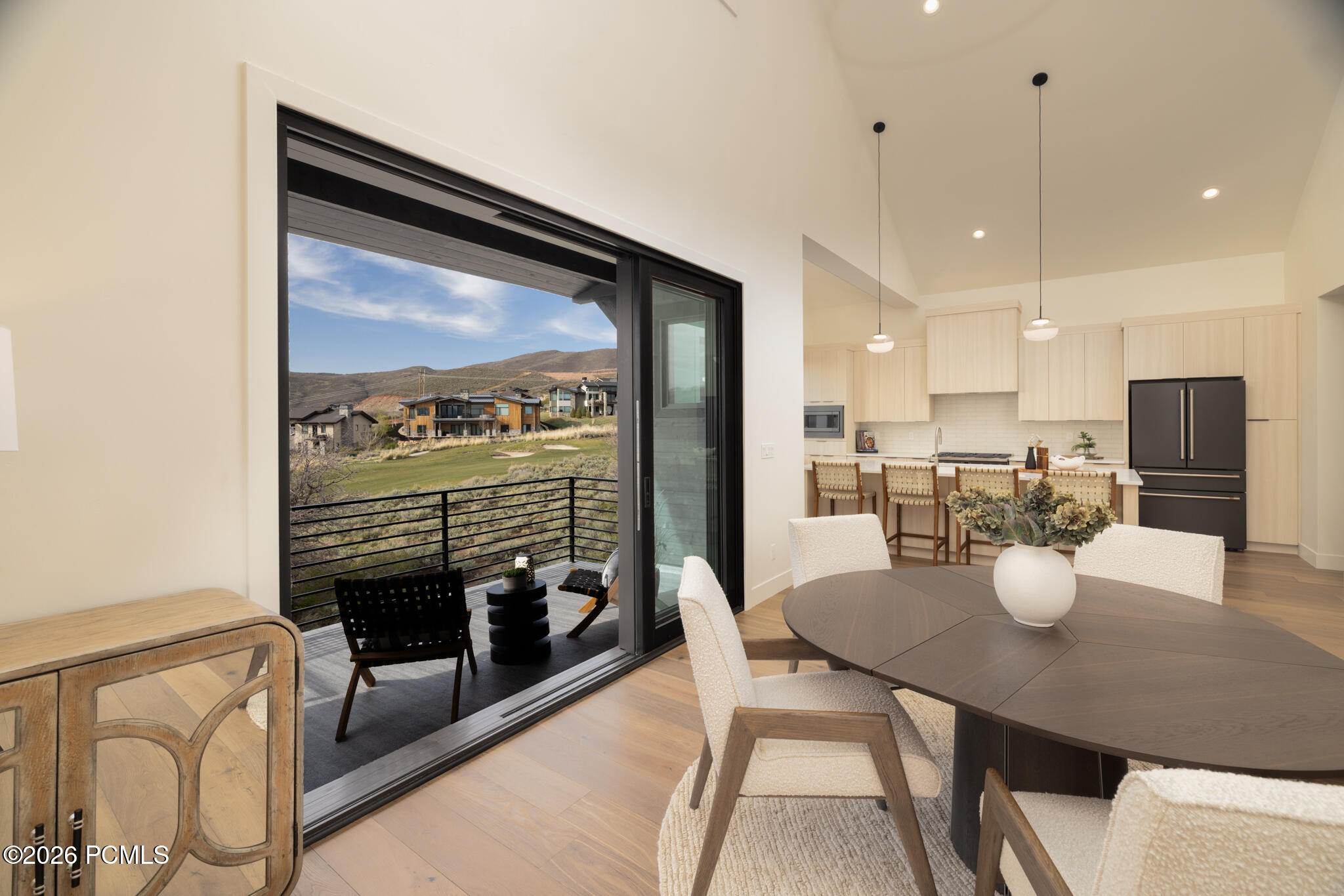 1285 E Lasso Trail