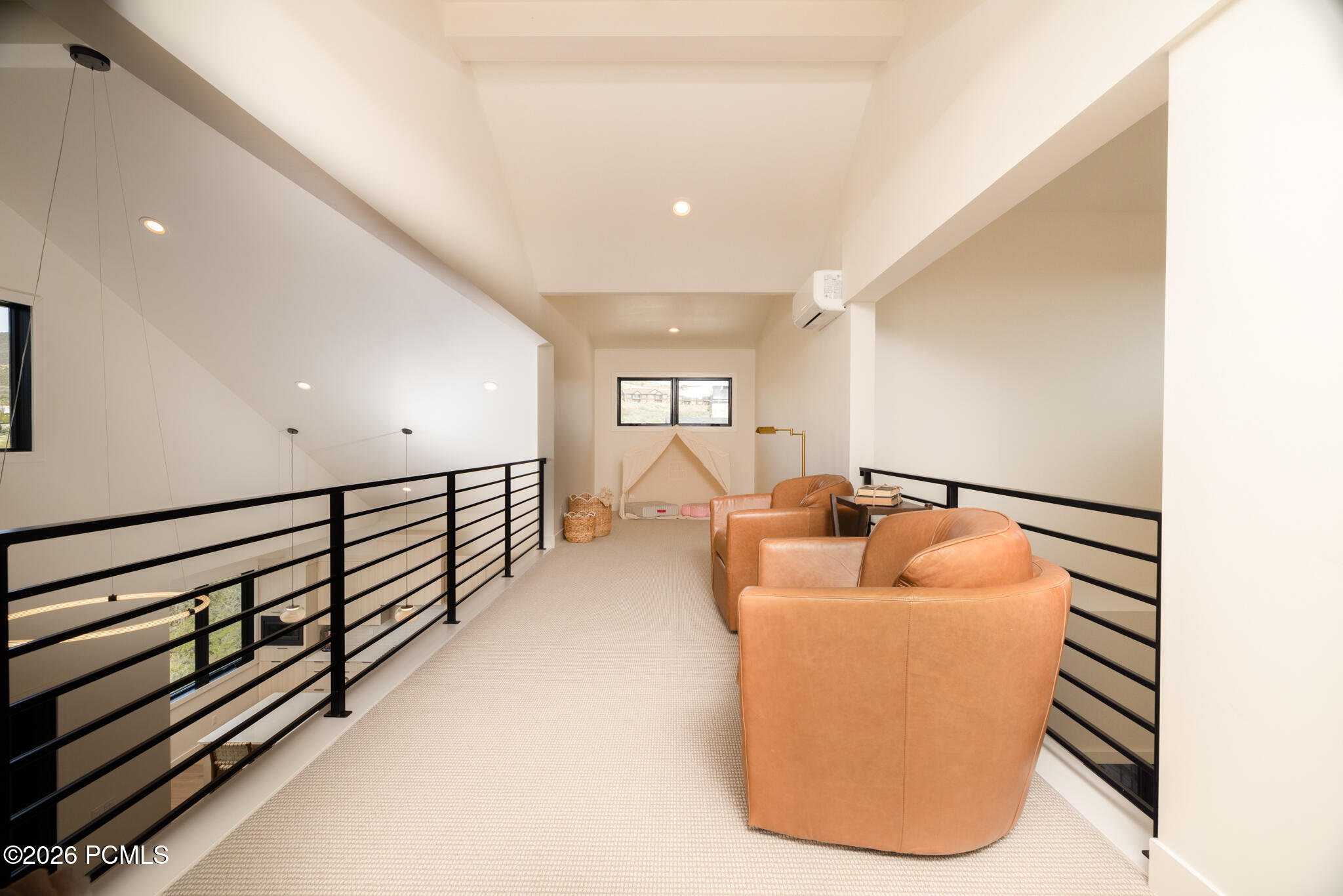 1285 E Lasso Trail