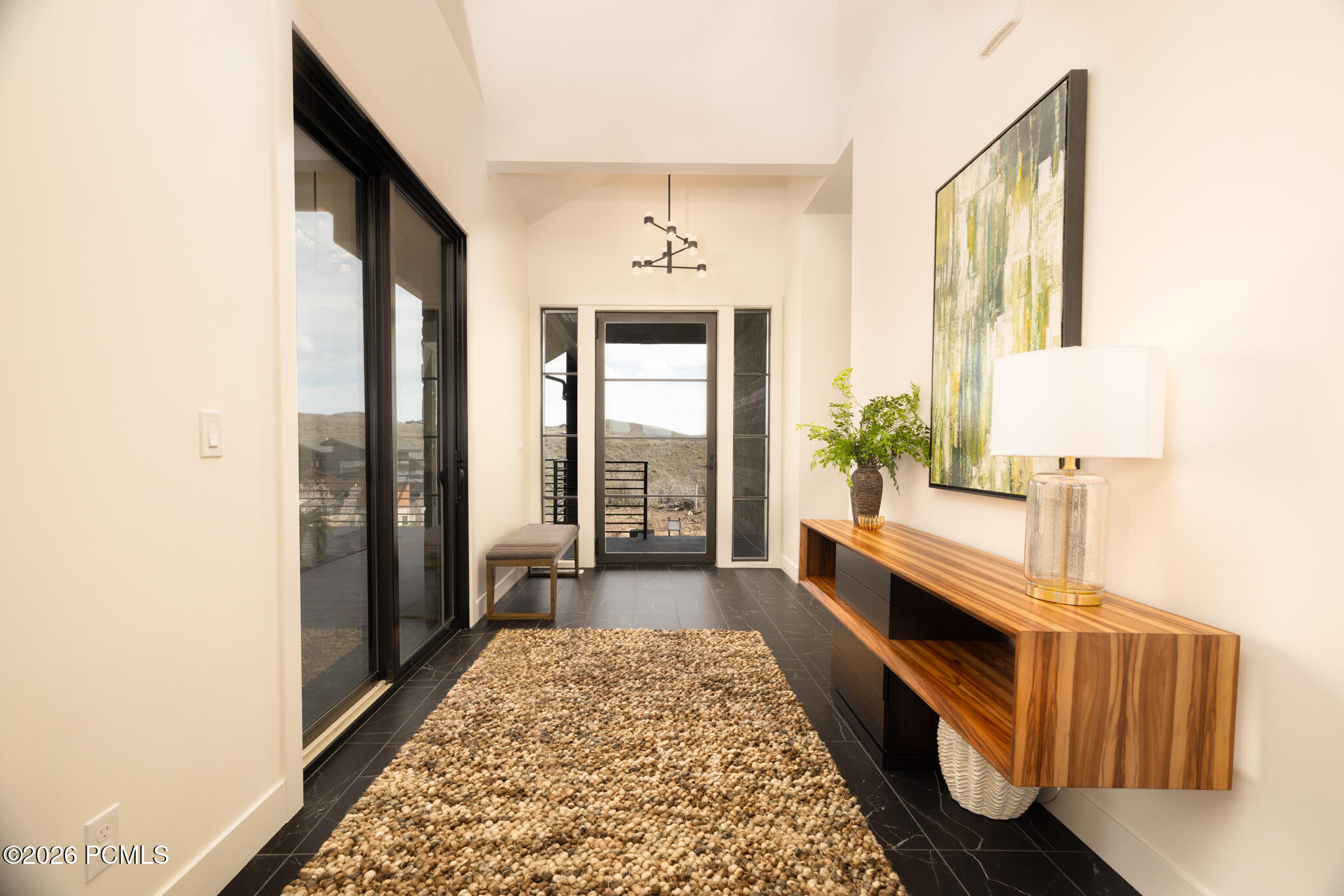 1285 E Lasso Trail