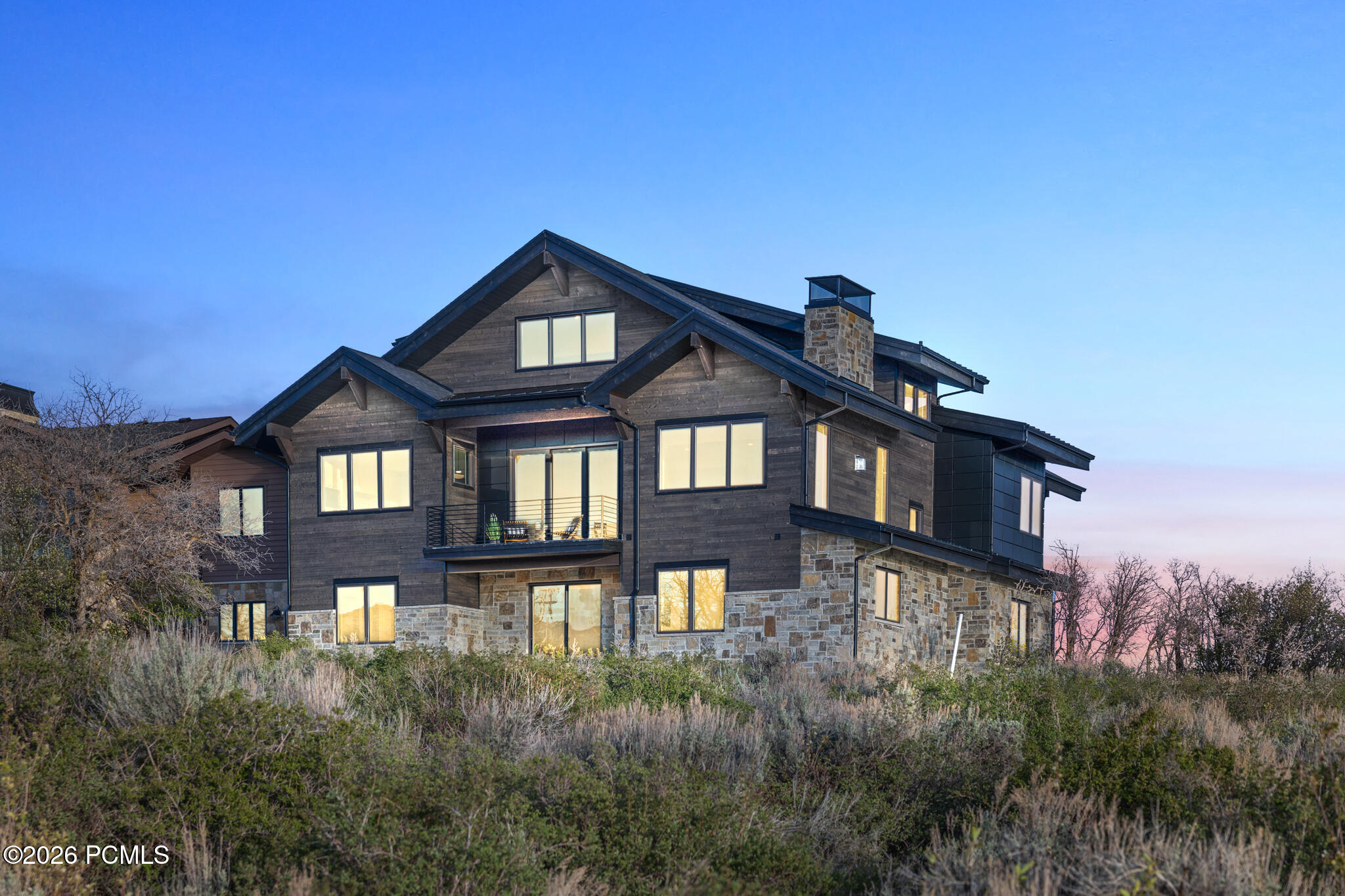 1285 E Lasso Trail