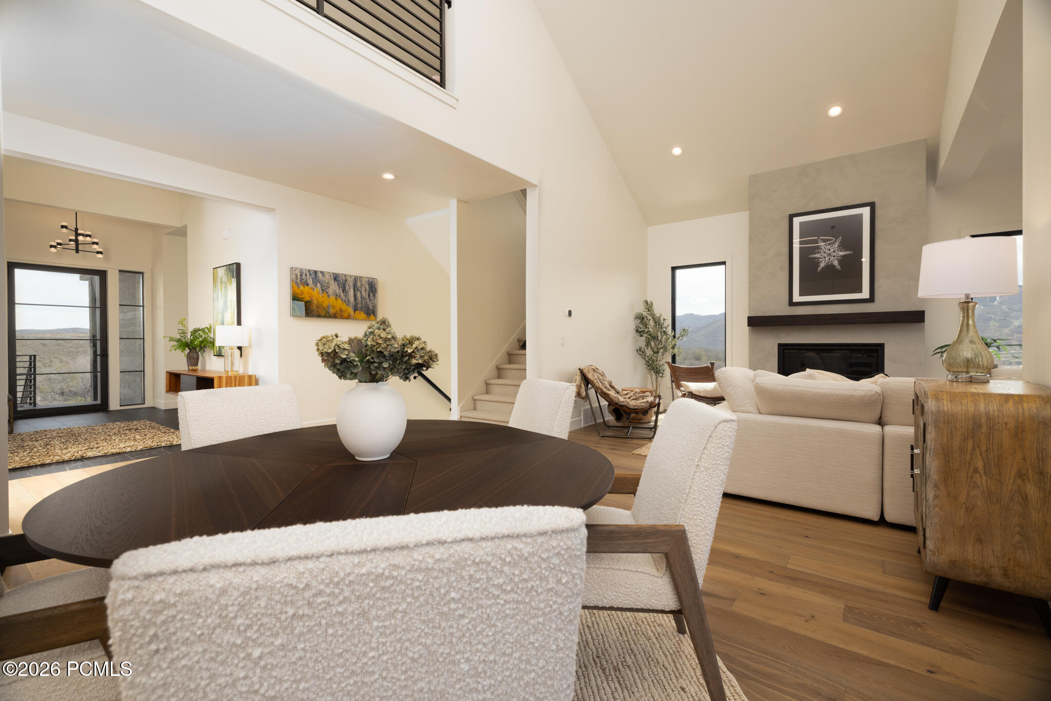 1285 E Lasso Trail