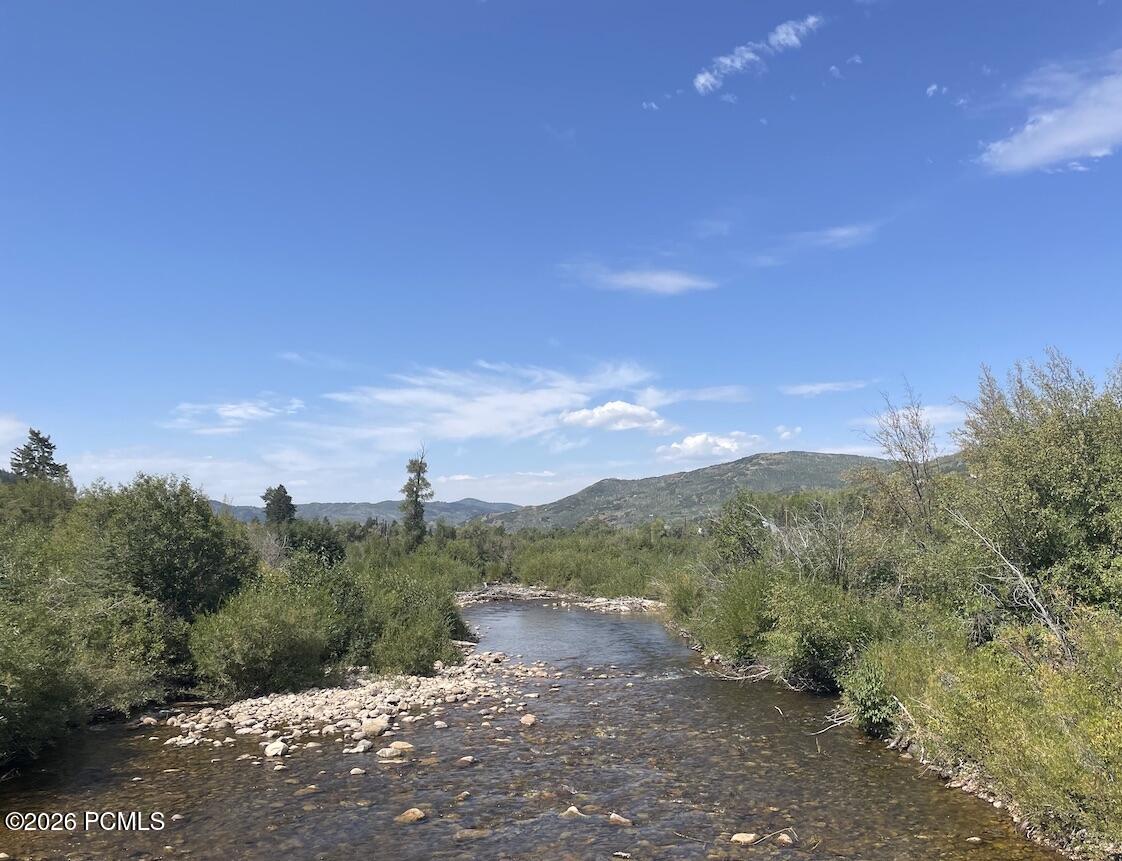 10337 N River Road 123