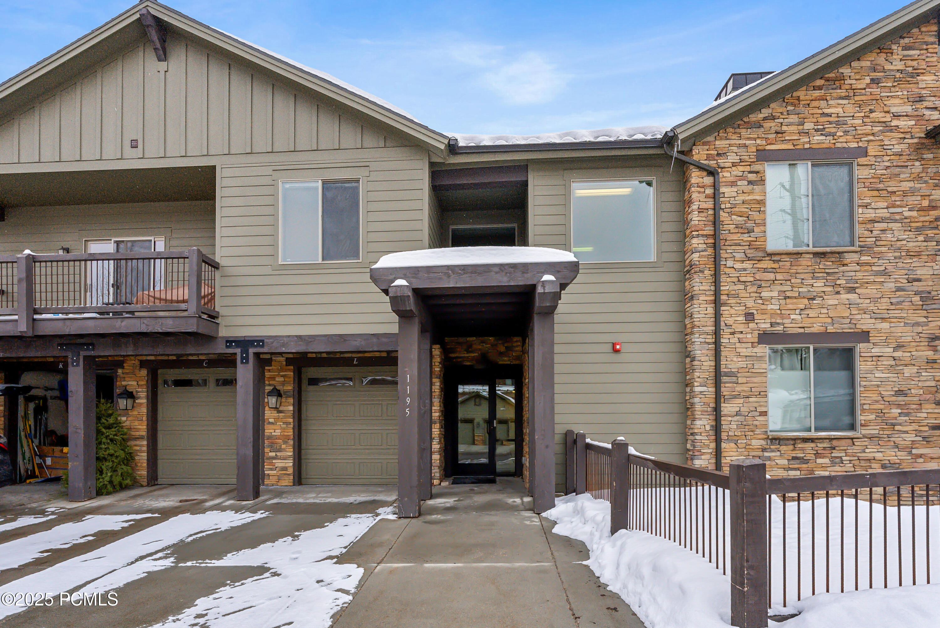 1195 W Black Rock Trail 37-D