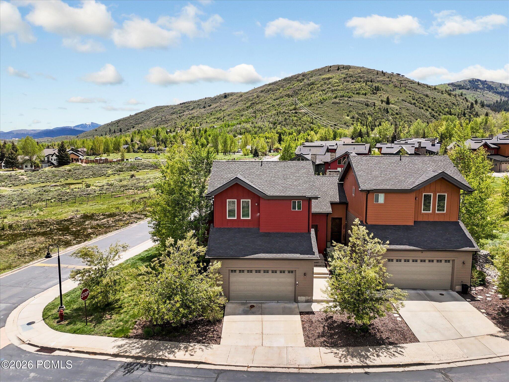 8182 Courtyard Loop