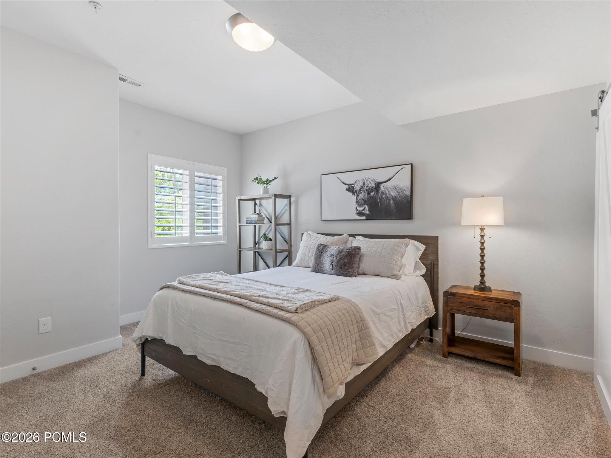 8182 Courtyard Loop