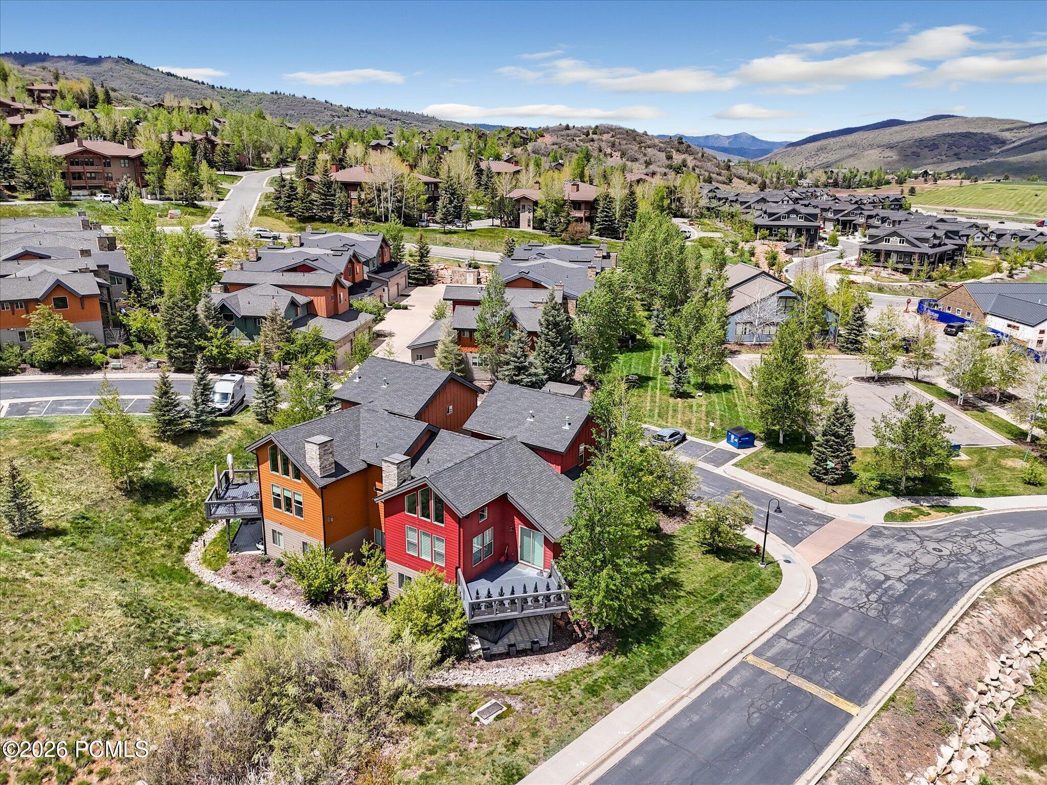 8182 Courtyard Loop