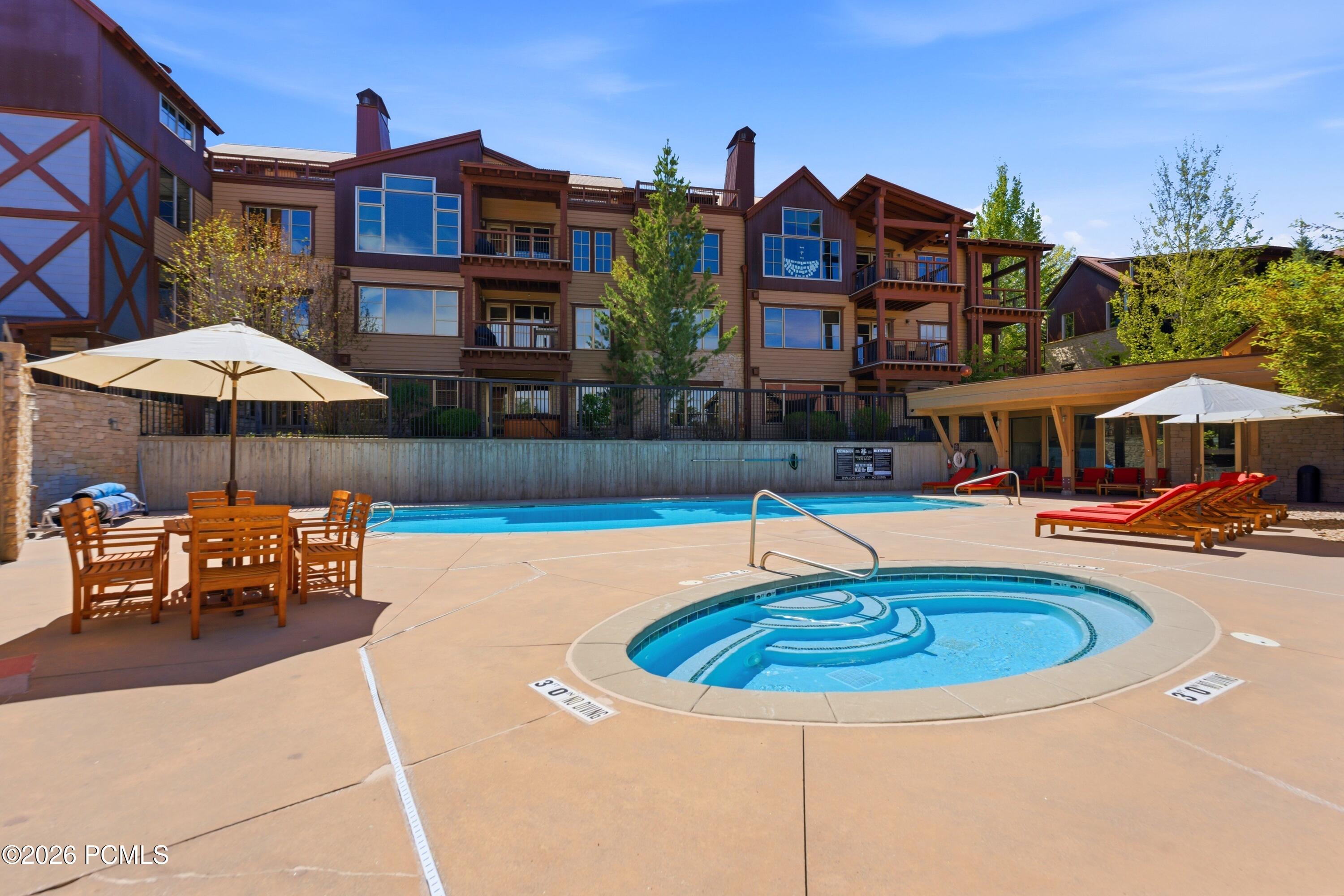 1825 Three Kings Drive 703