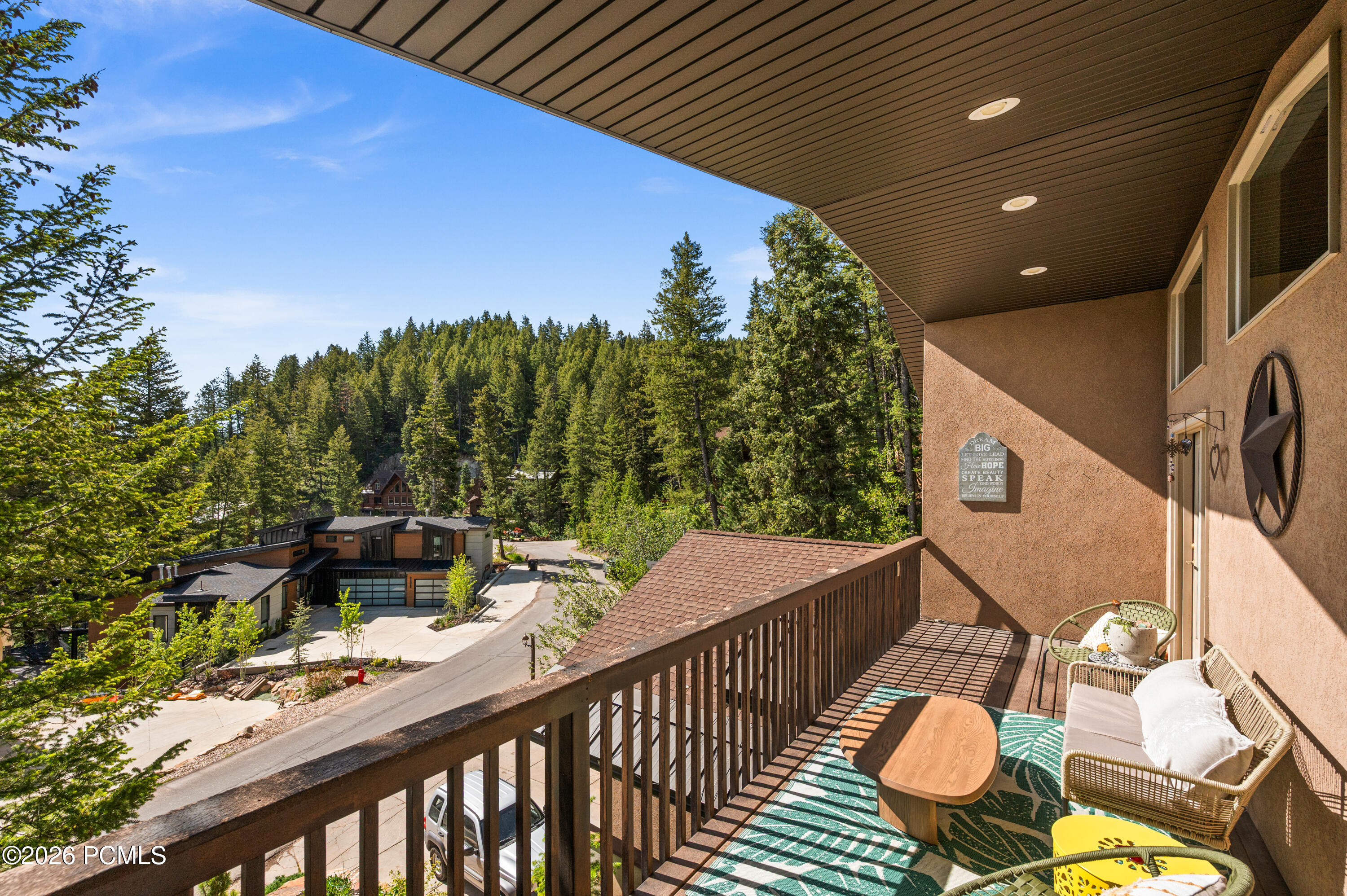 525 Upper Evergreen Drive