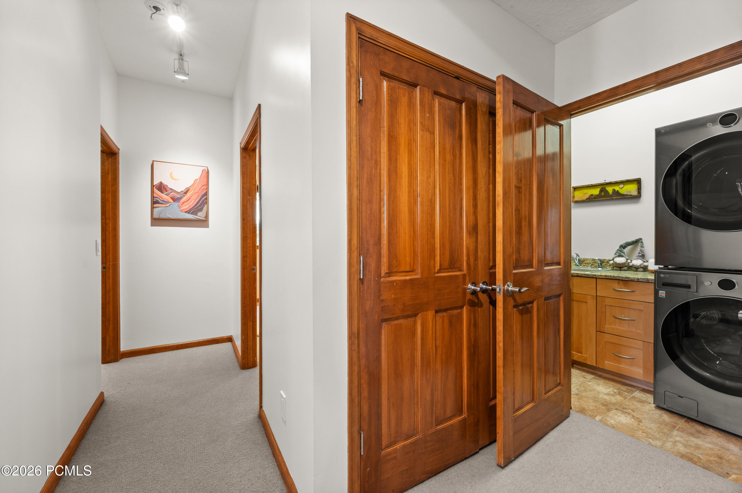 525 Upper Evergreen Drive