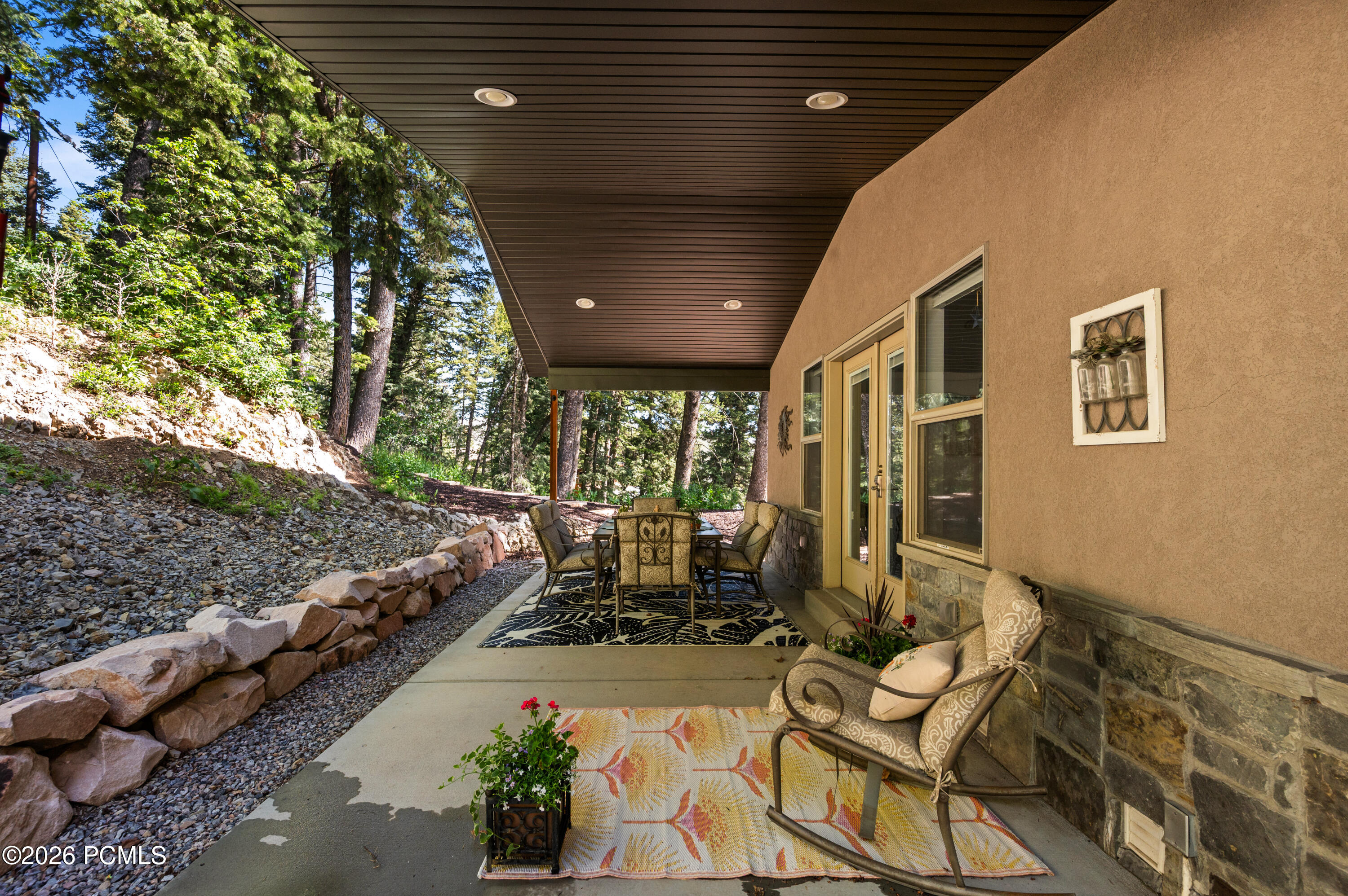 525 Upper Evergreen Drive