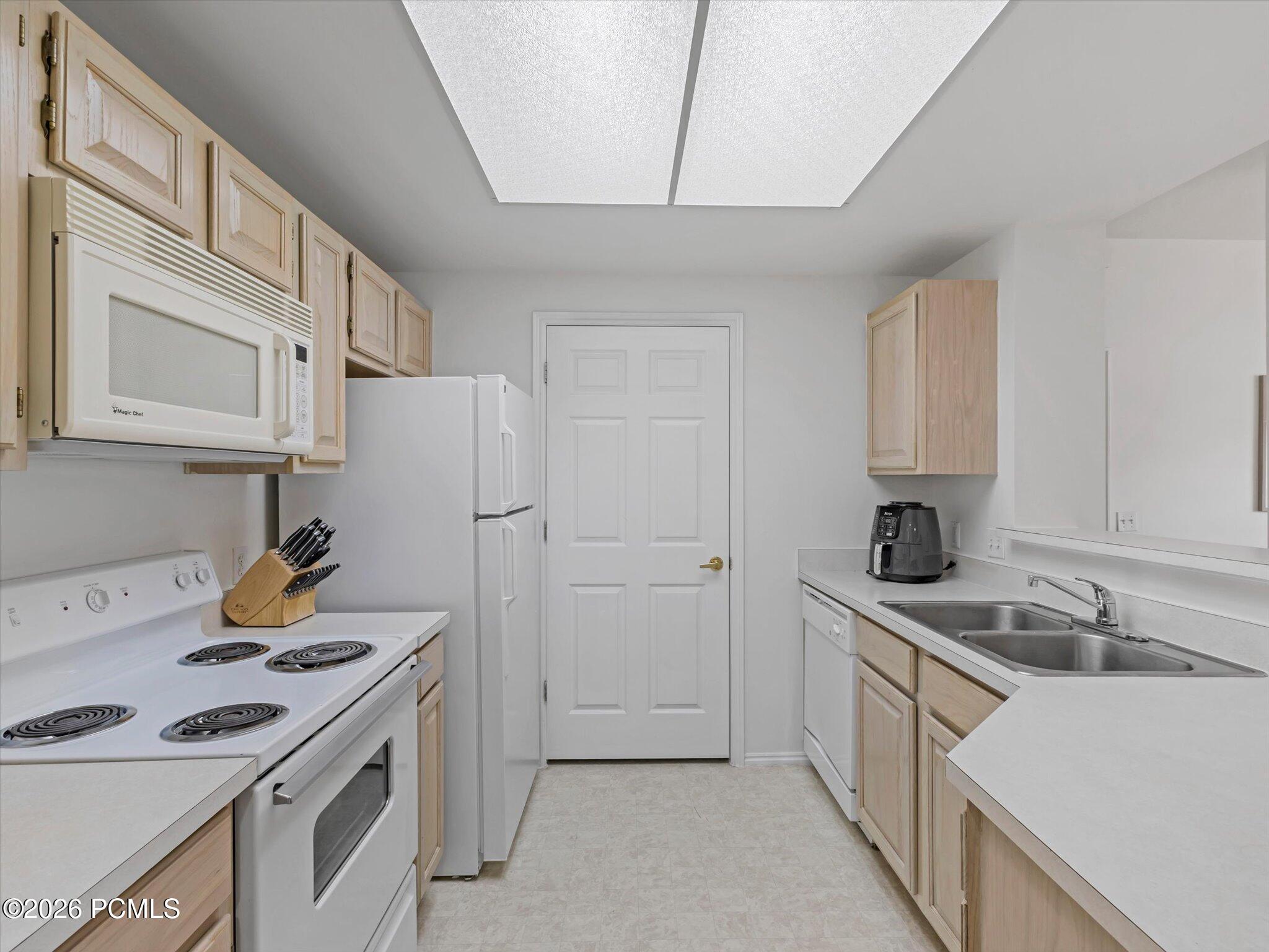 900 Bitner Road Apt M12