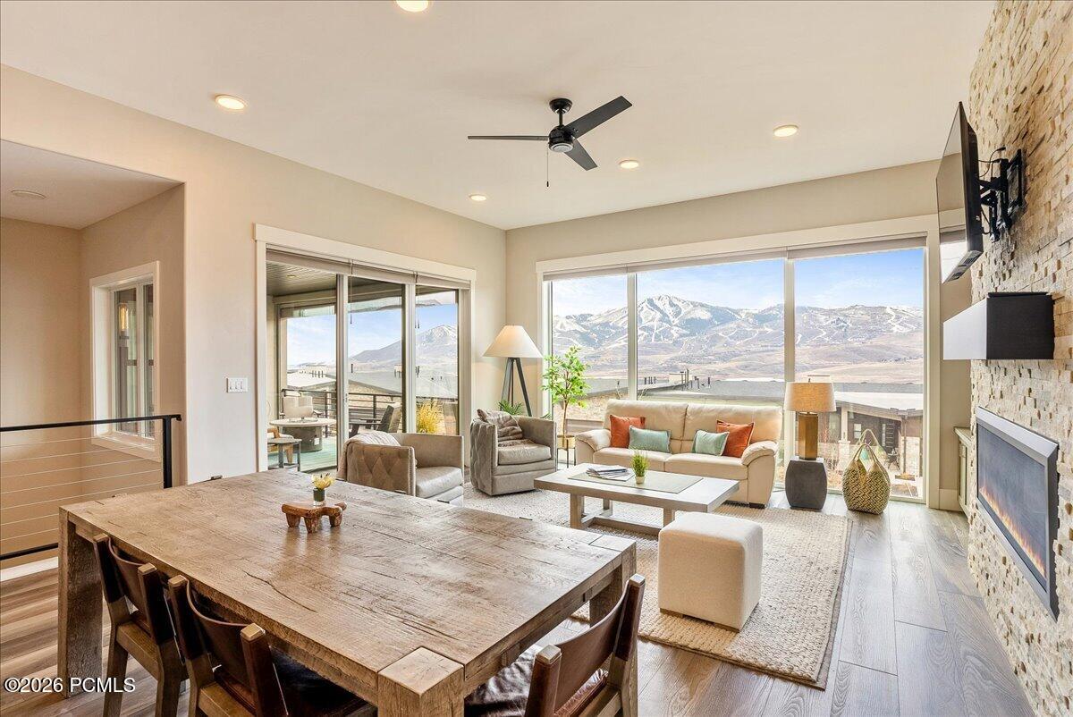11541 N Upside Drive