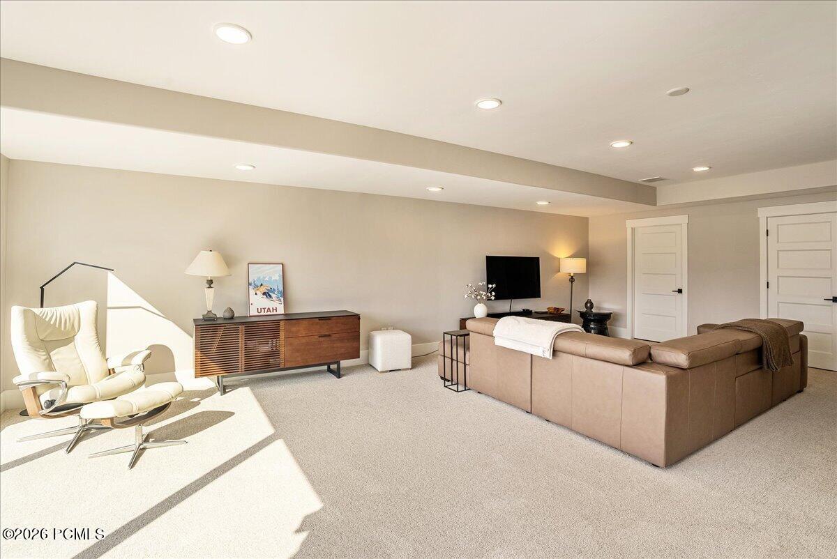 11541 N Upside Drive