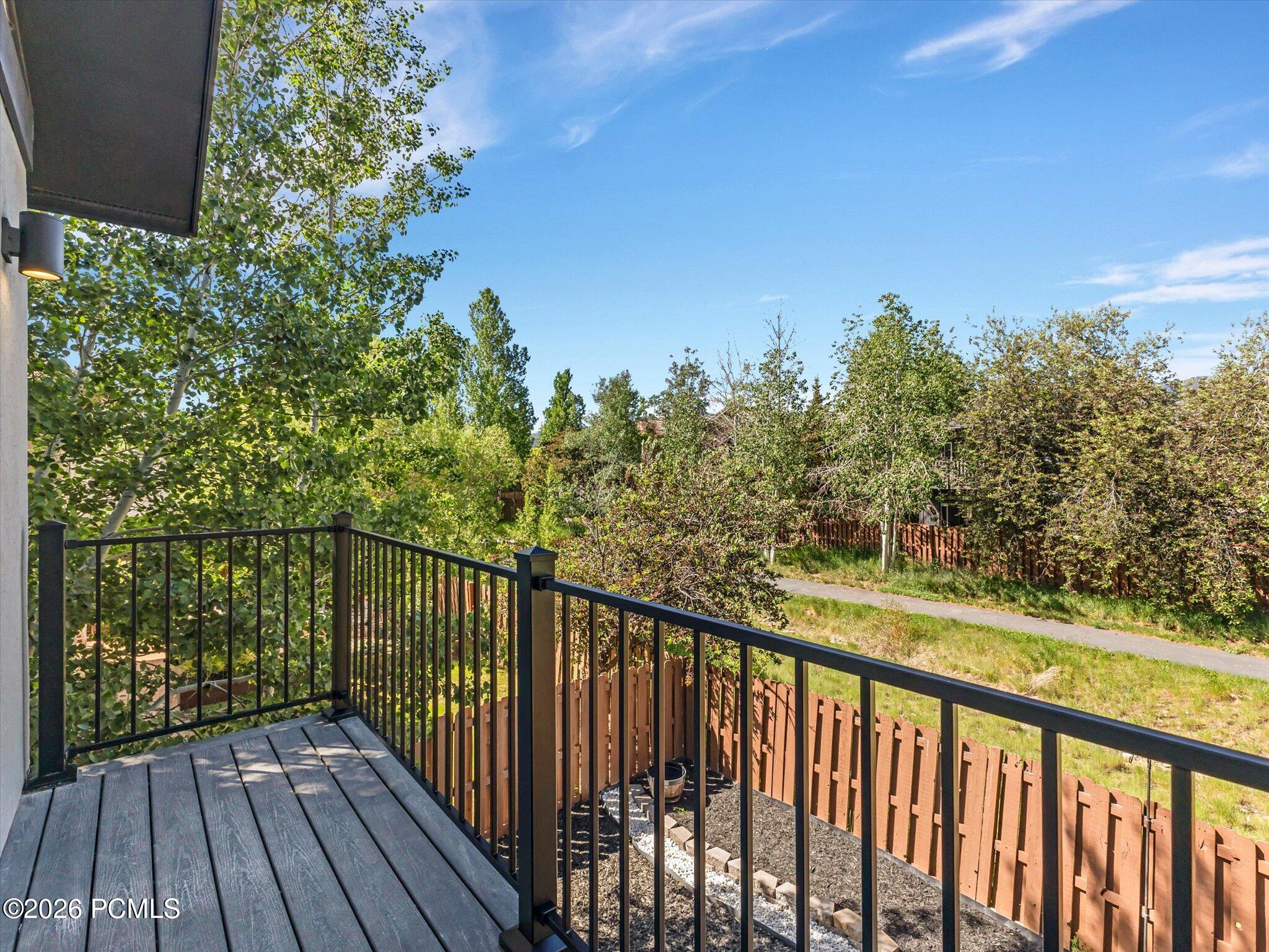 1107 Station Loop Road