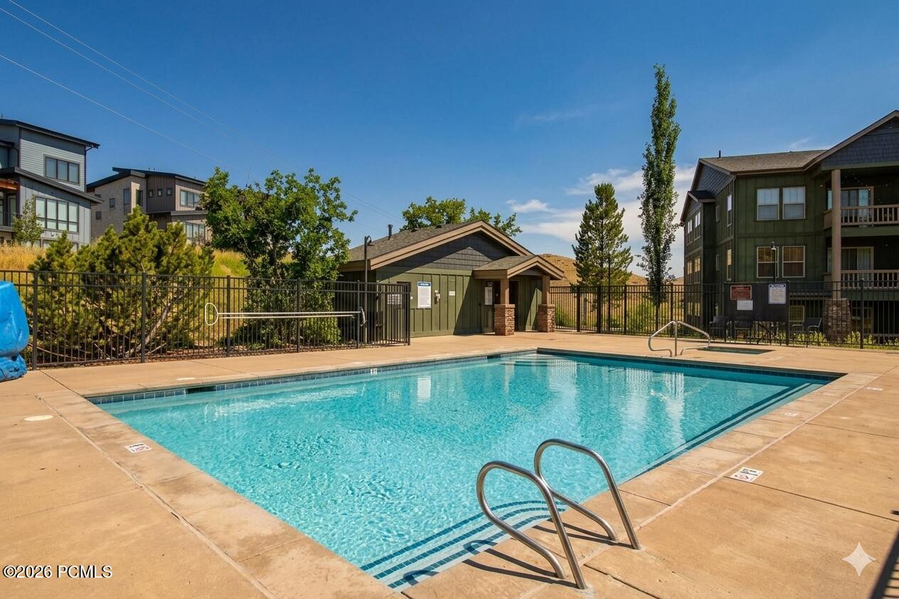 1716 W Fox Bay Drive Unit H204