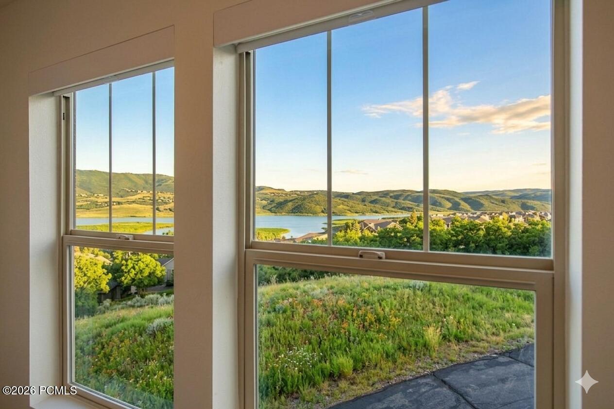 1716 W Fox Bay Drive Unit H204