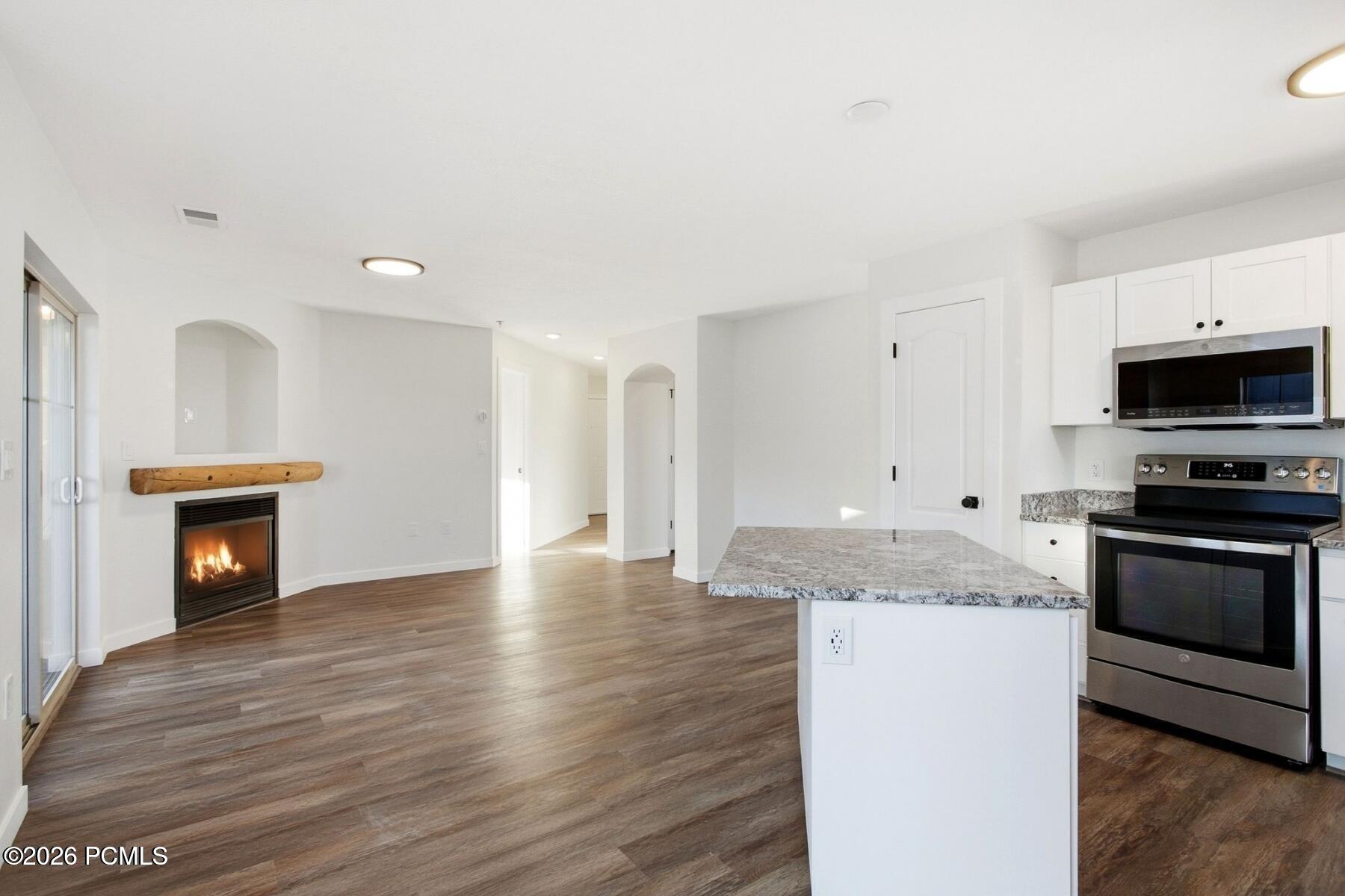 1716 W Fox Bay Drive Unit H204