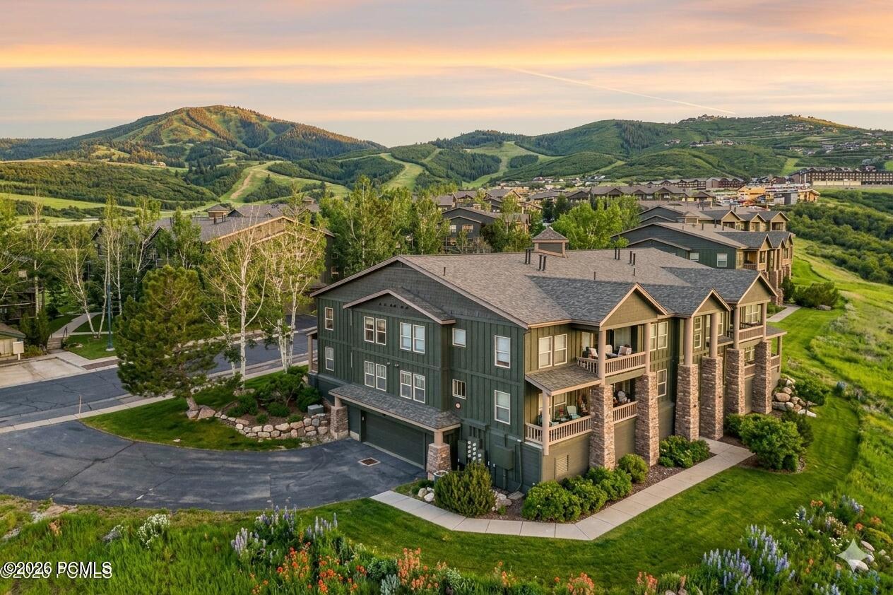 1716 W Fox Bay Drive Unit H204