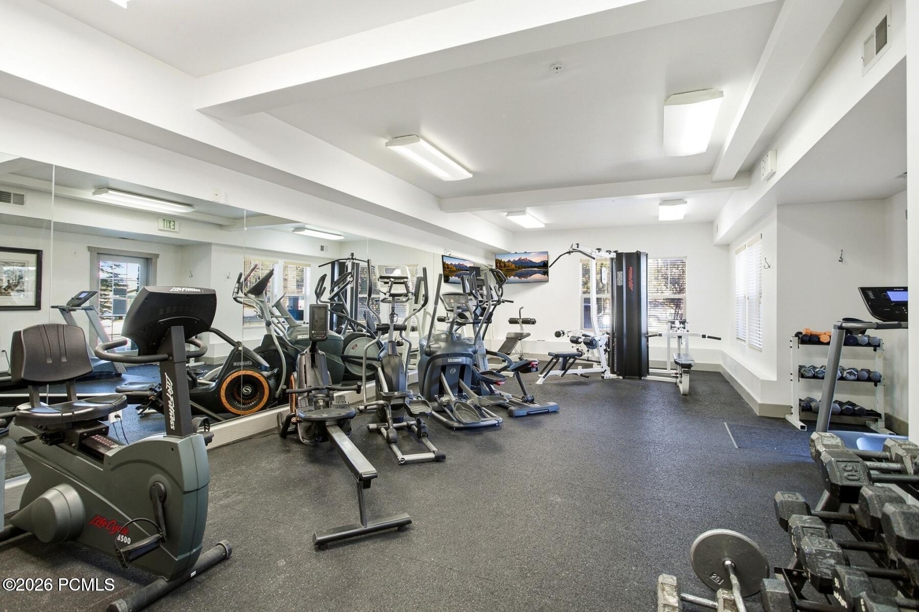 1716 W Fox Bay Drive Unit H204