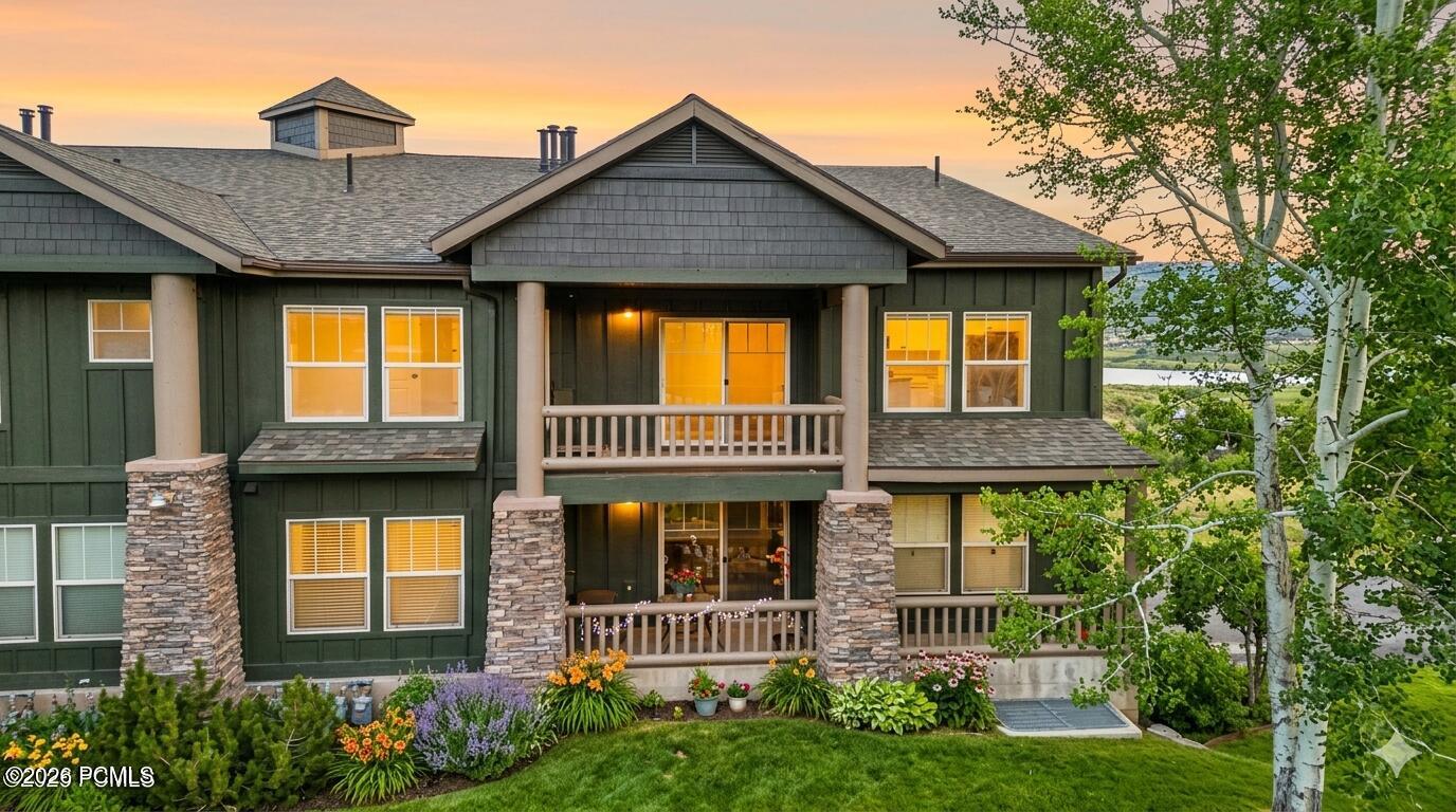 1716 W Fox Bay Drive Unit H204
