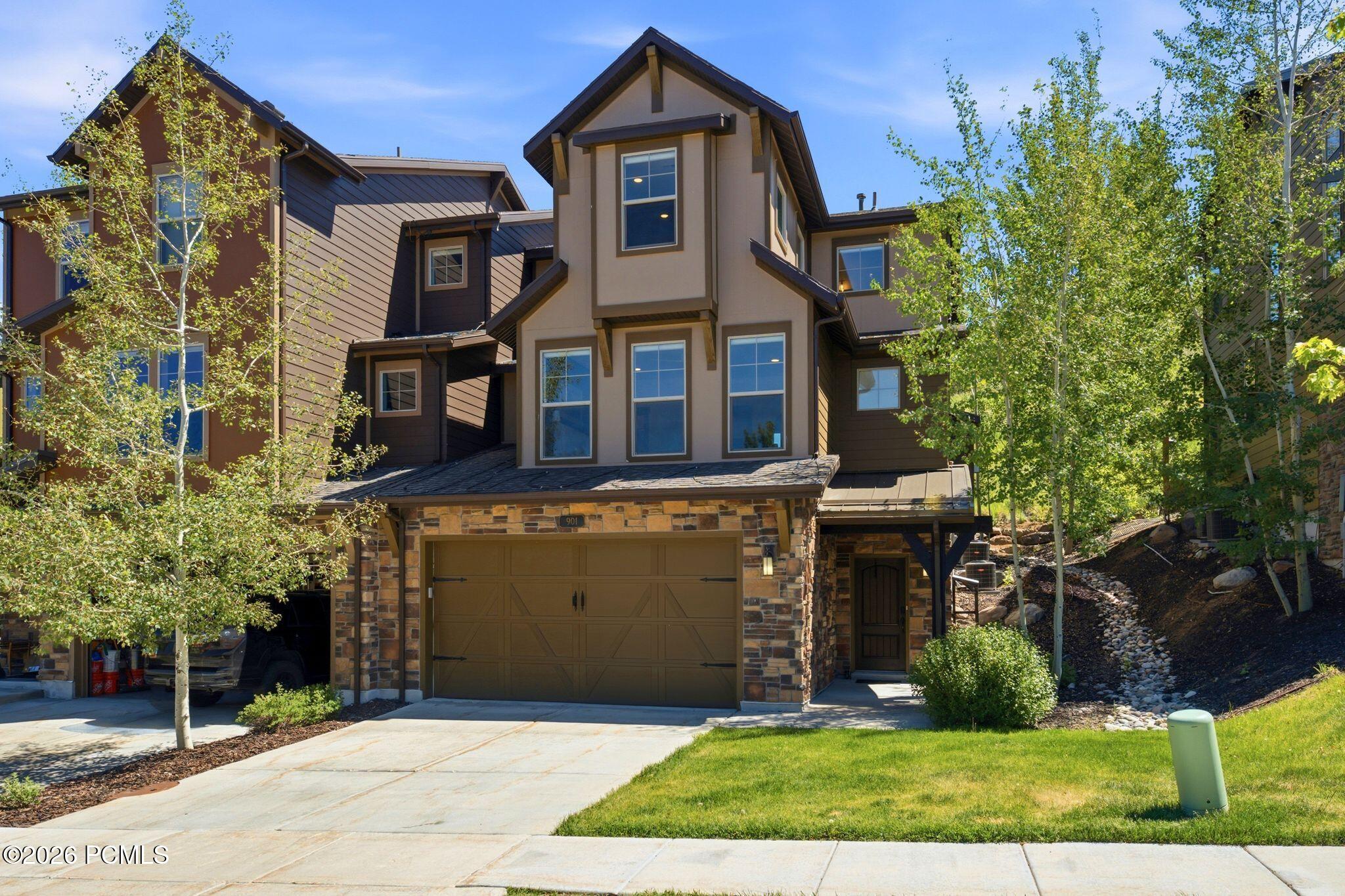 901 W Abigail Drive 120