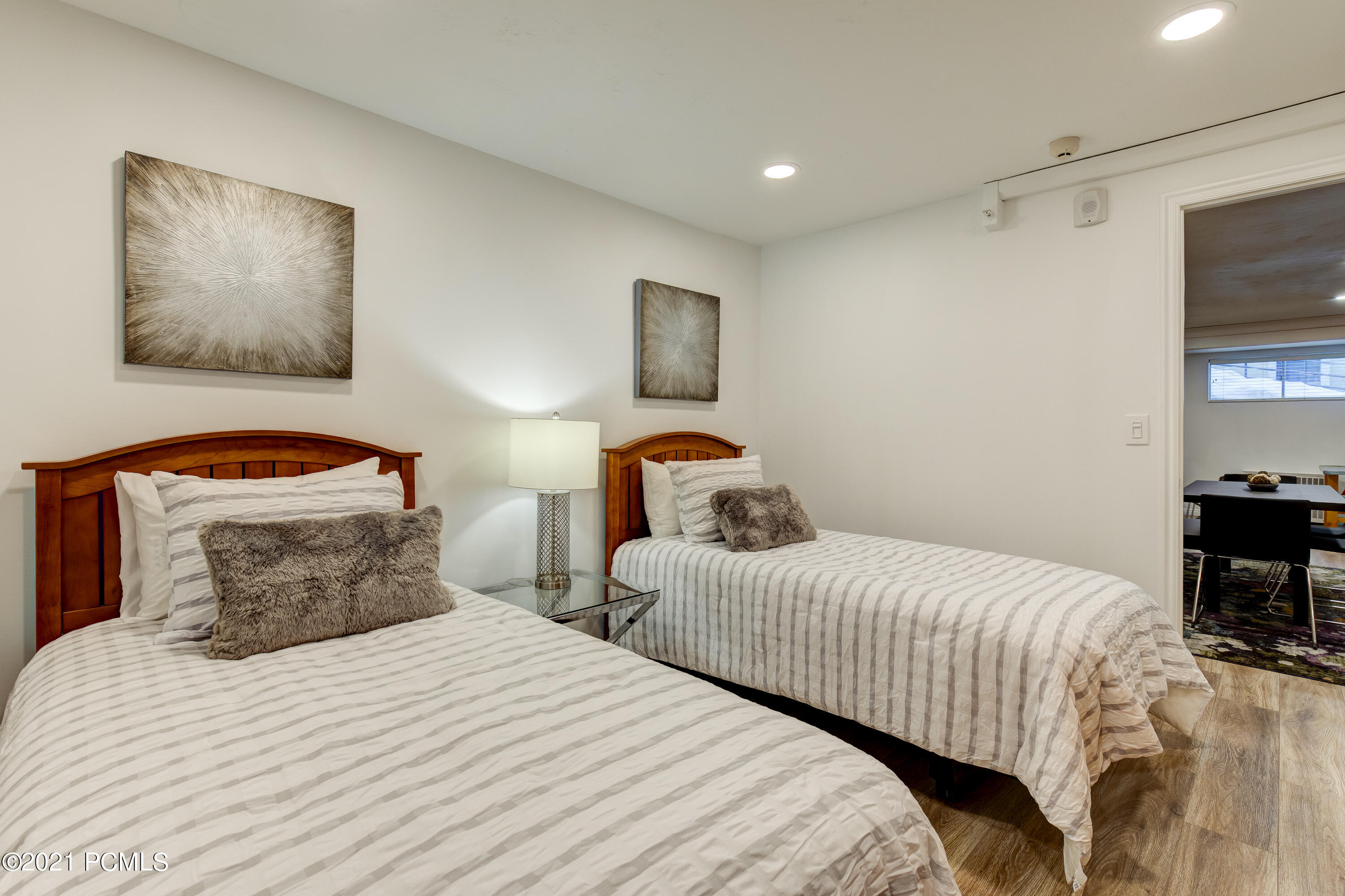 1482 Empire Avenue M3