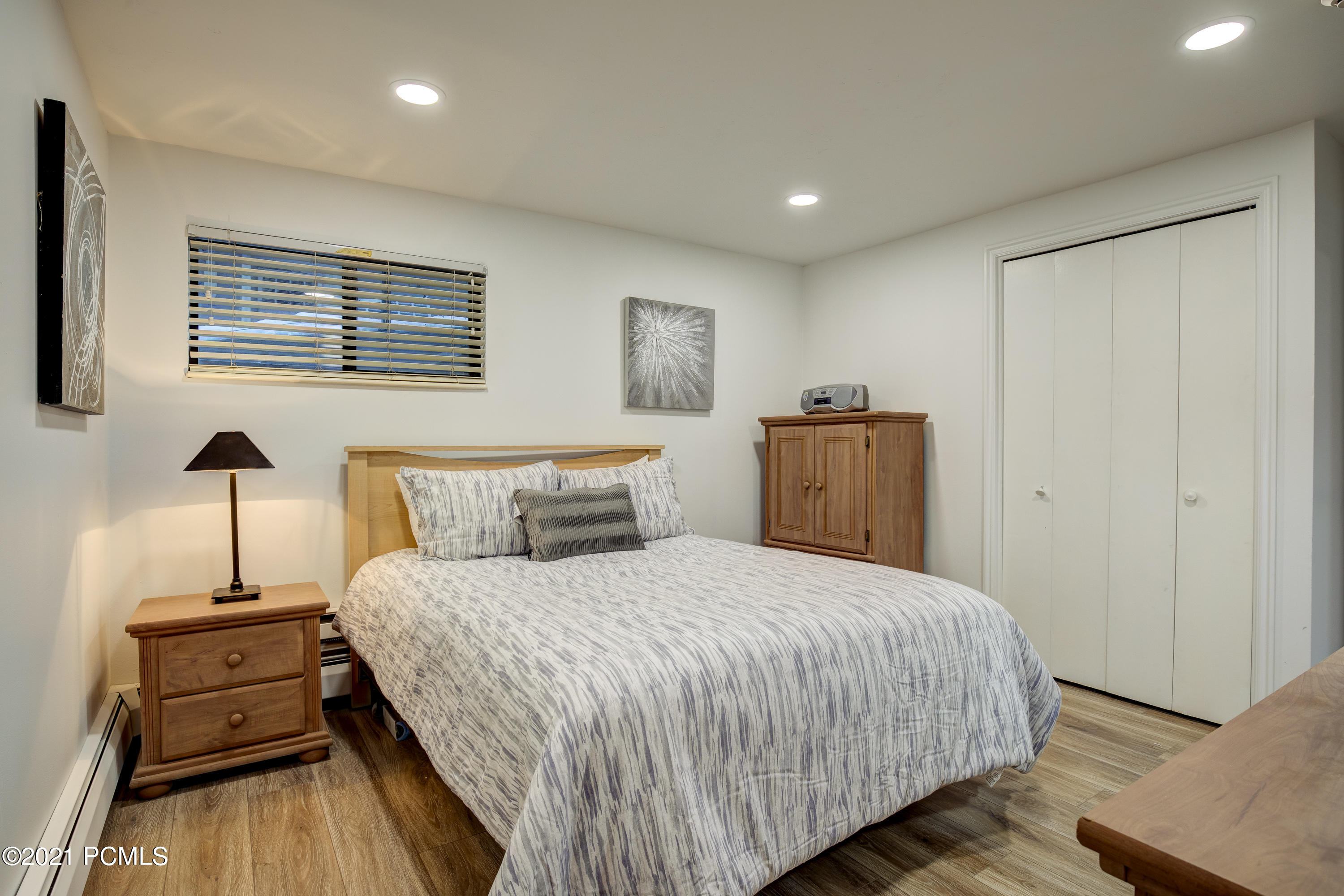 1482 Empire Avenue M3